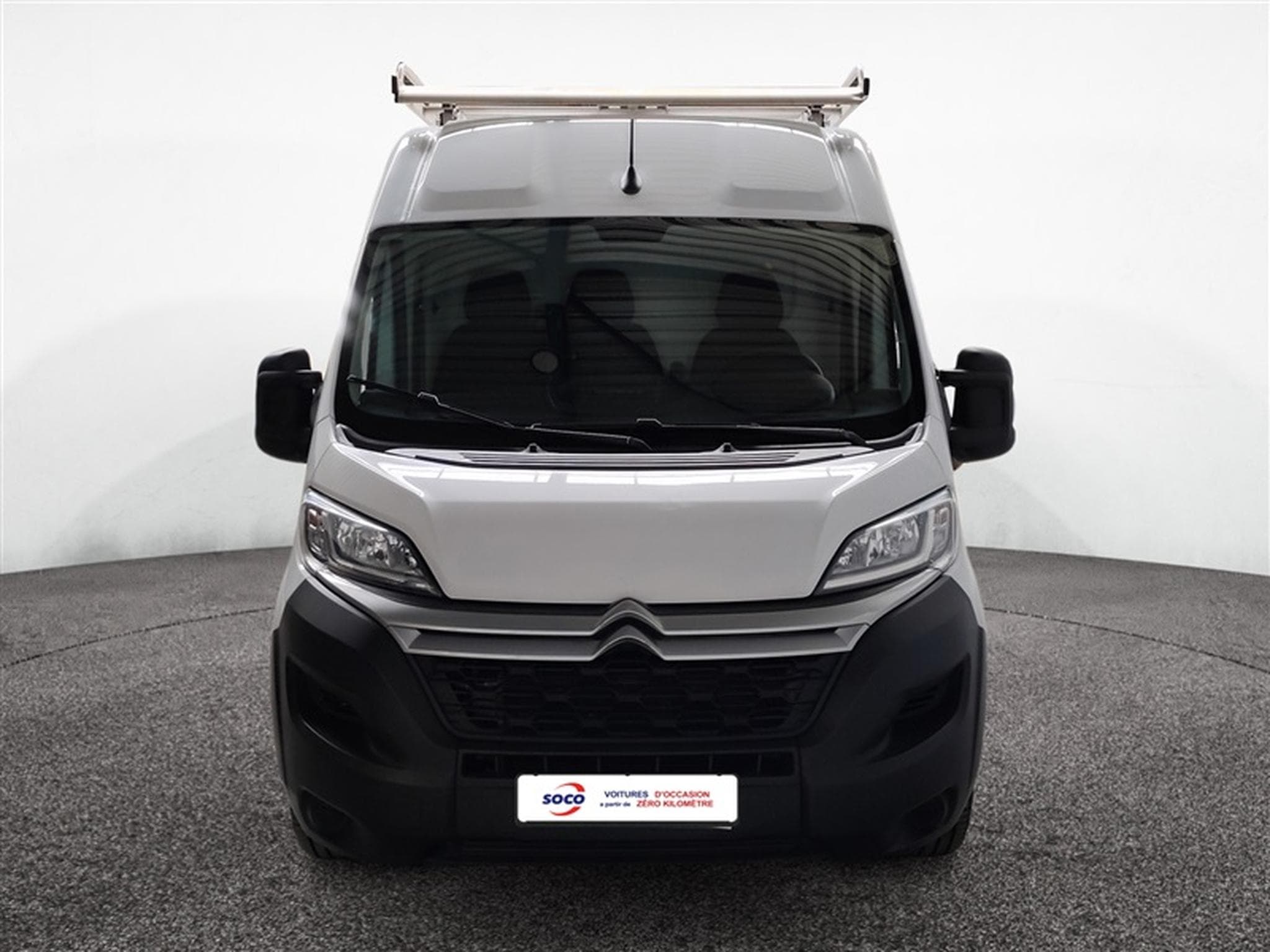 Citroen Jumper 2.2 BlueHDi 140cv L2H2 Driver GALERIE / CLIM / BLUETOOTH (2023) - Foto 4