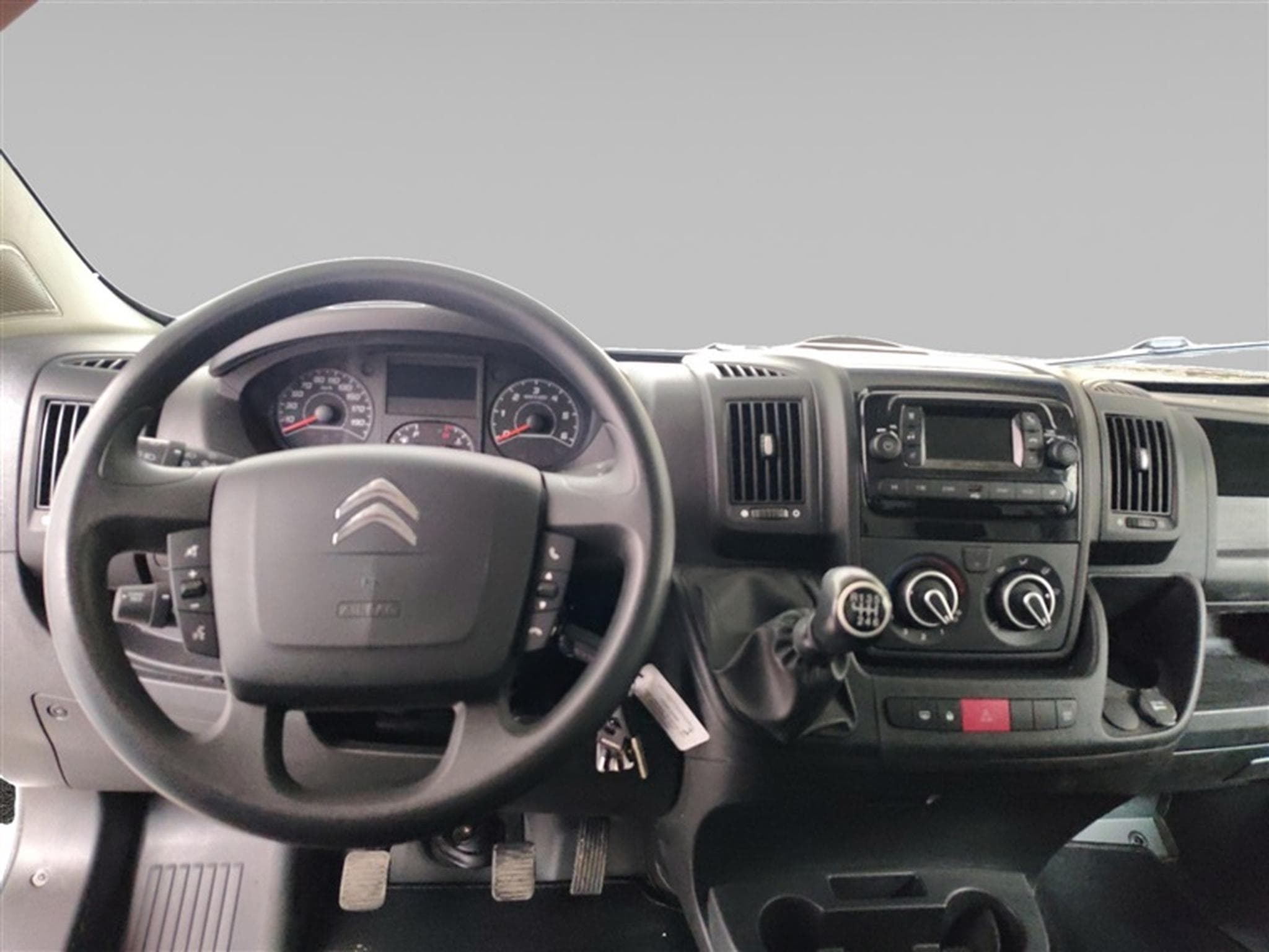 Citroen Jumper 2.2 BlueHDi 140cv L2H2 Driver GALERIE / CLIM / BLUETOOTH (2023) - Foto 9