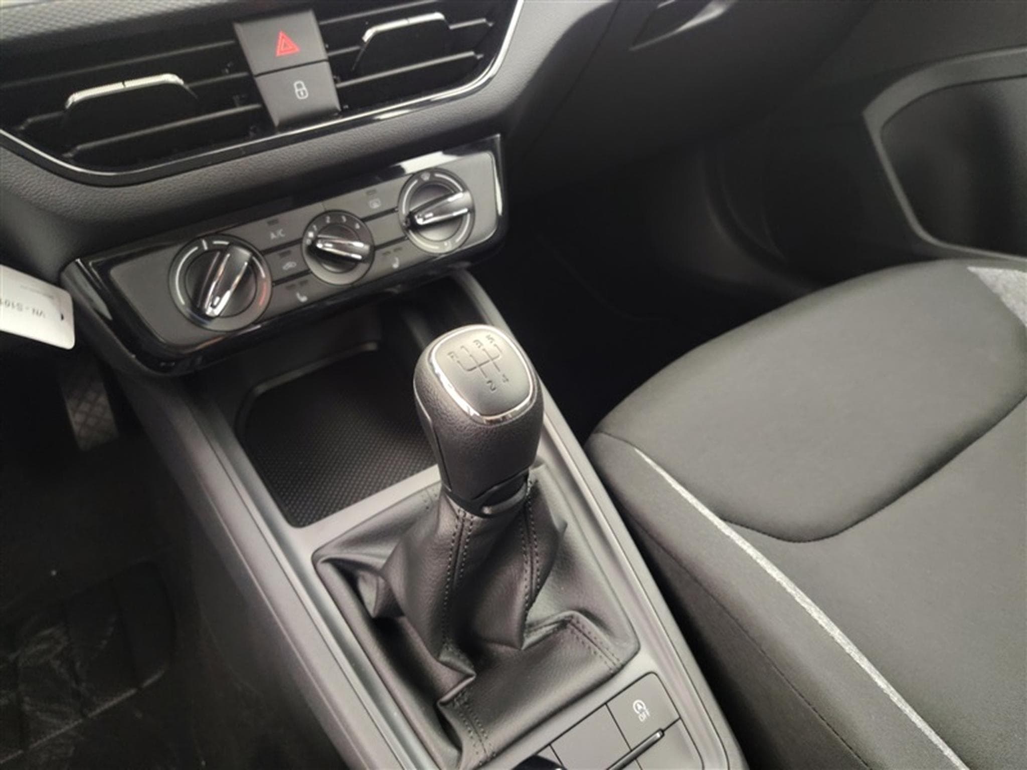 Skoda Scala 1.0 TSI 95cv Clever CARPLAY / FULL LED / PDC AR (2026) - Photo 12