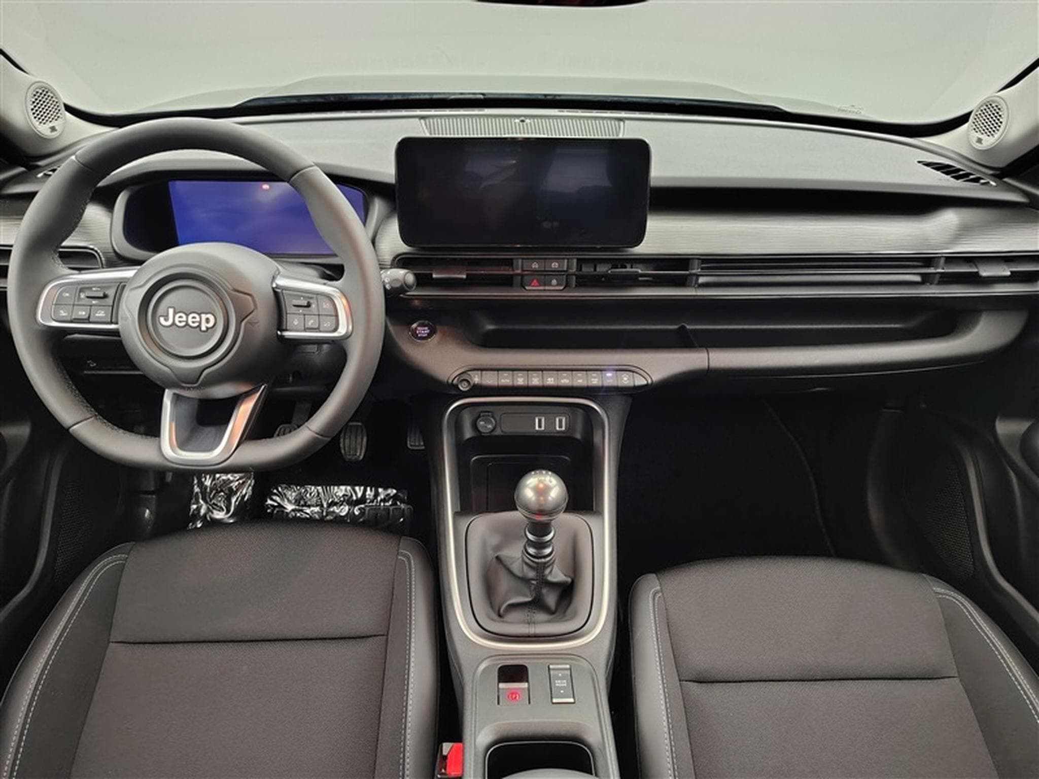 Jeep Avenger 1.2 Turbo 100cv Altitude NAVI / FULL LED / CUIR PARTIEL /CAM (2025) - Photo 8