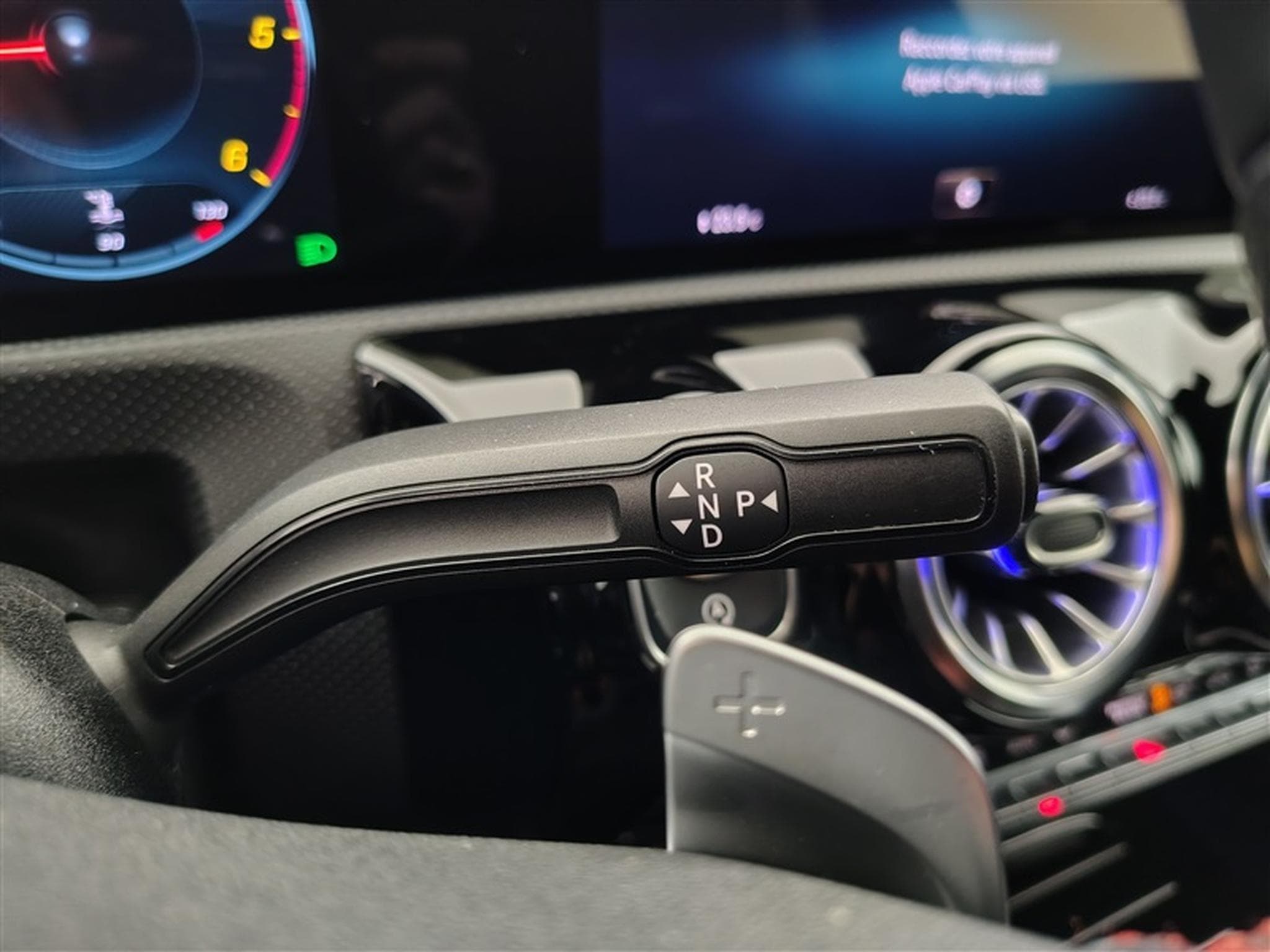 Mercedes CLA 200 d AMG Line (2023) - Foto 12