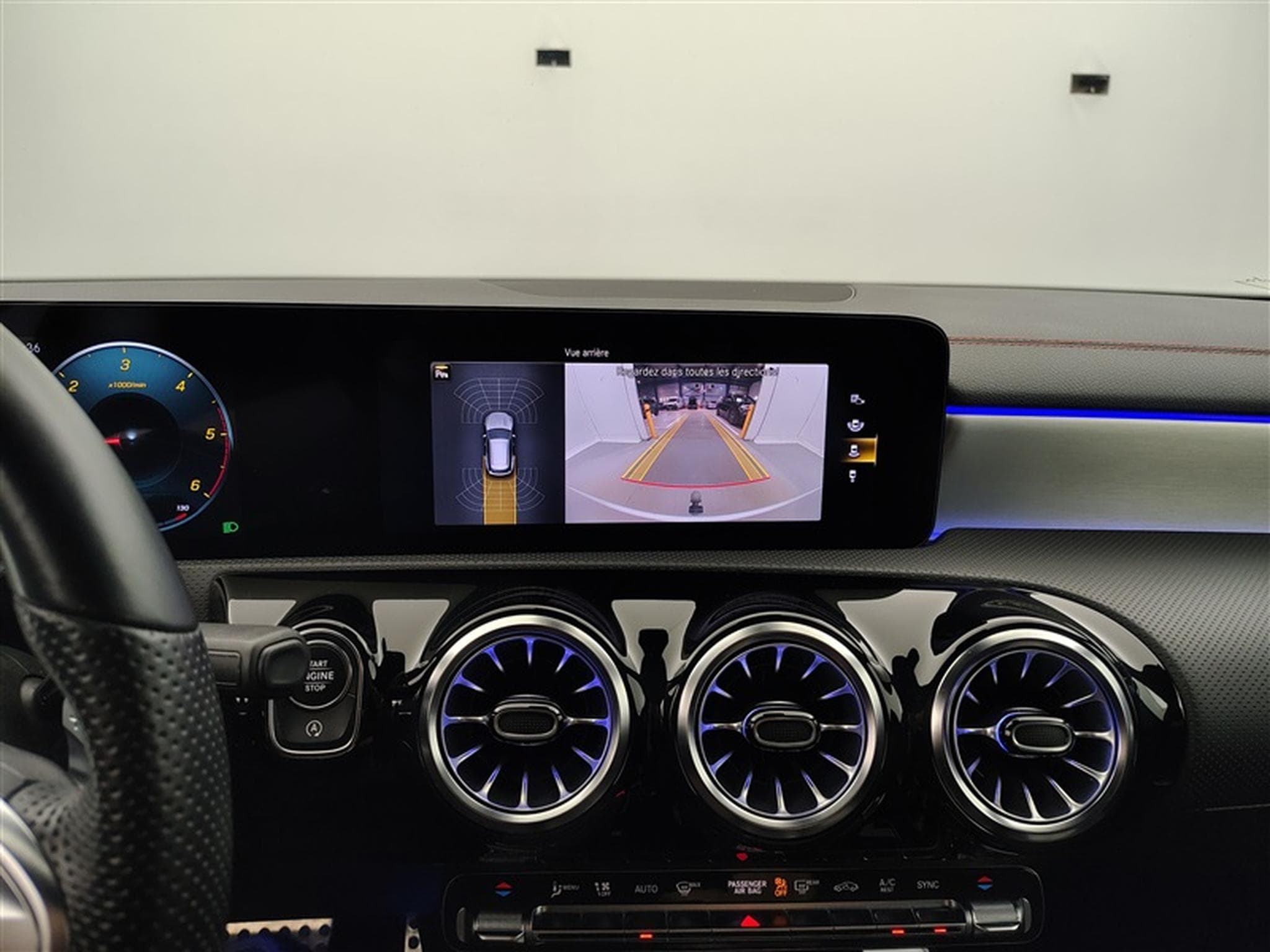 Mercedes CLA 200 d AMG Line (2023) - Foto 18