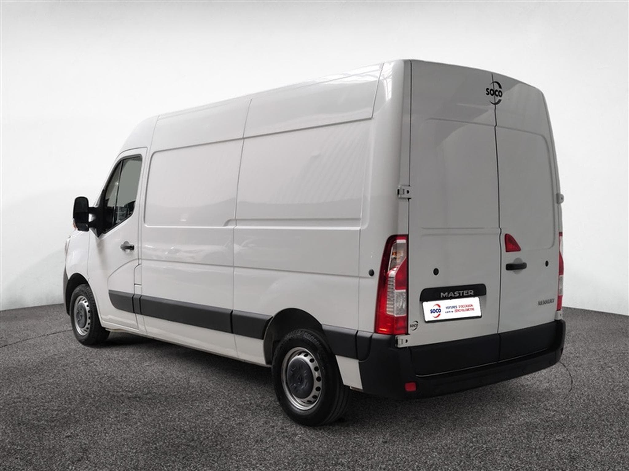 Renault Master 2.3 dCi 35 L2H2 Grand Confort NAVI / CLIM (2023) - Foto 2