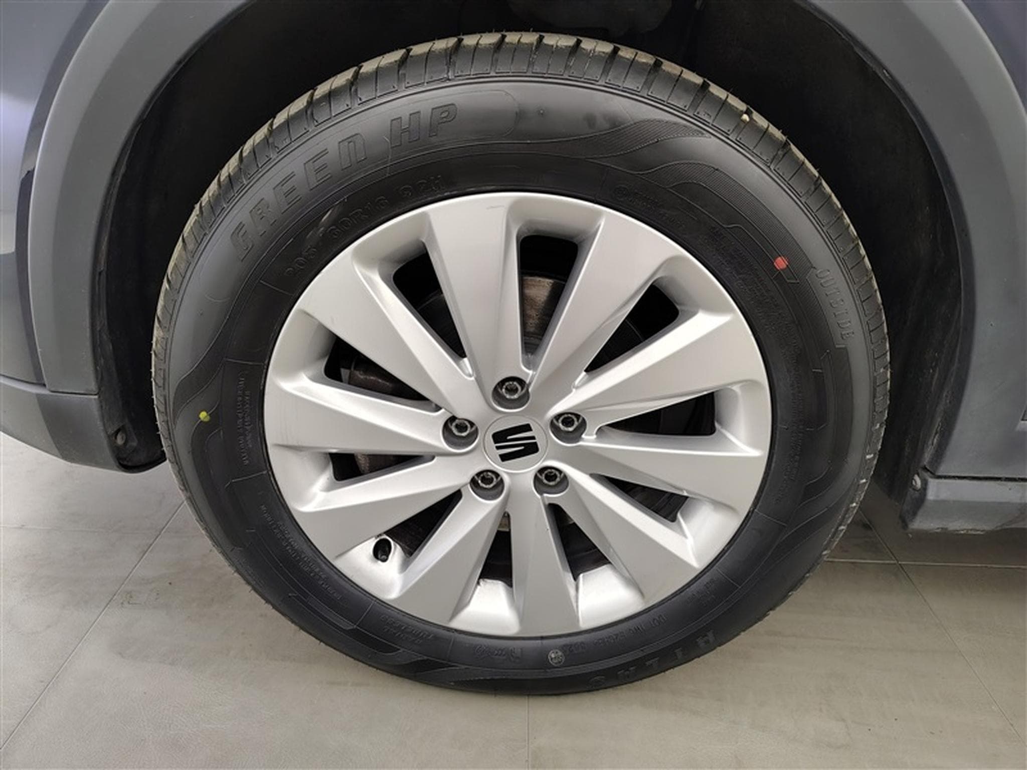 Seat Arona 1.0 TSI 110cv Style NAVI COCKPIT / FULL LED / PDC AR / JA16" (2022) - Foto 6