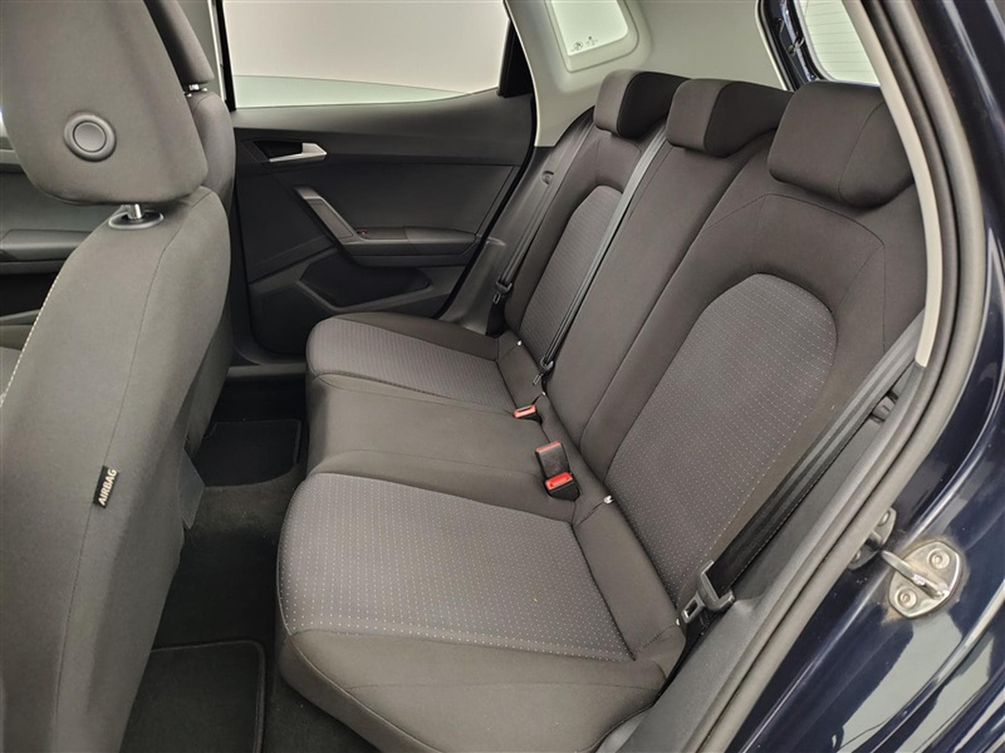 Seat Arona 1.0 TSI 110cv Style NAVI COCKPIT / FULL LED / PDC AR / JA16" (2022) - Foto 13