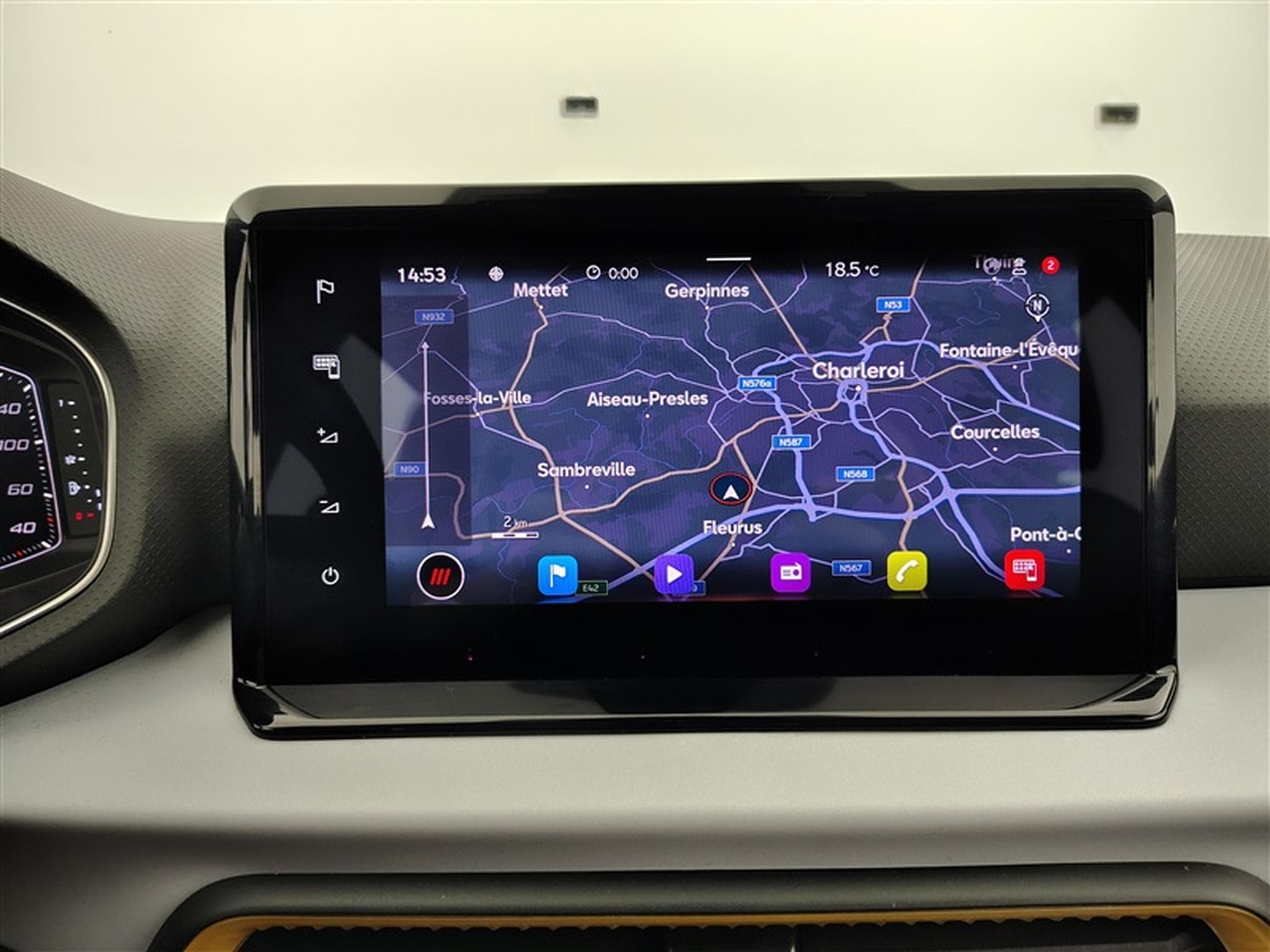 Seat Arona 1.0 TSI 110cv Style NAVI COCKPIT / FULL LED / PDC AR / JA16" (2022) - Foto 11
