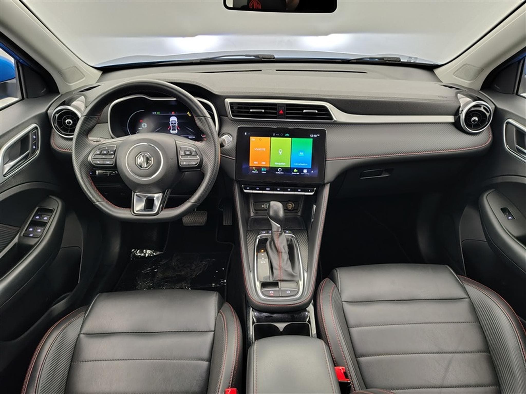 MG ZS 1.0 T-GDi Luxury **CAM/CARPLAY/LED** (2023) - Foto 8