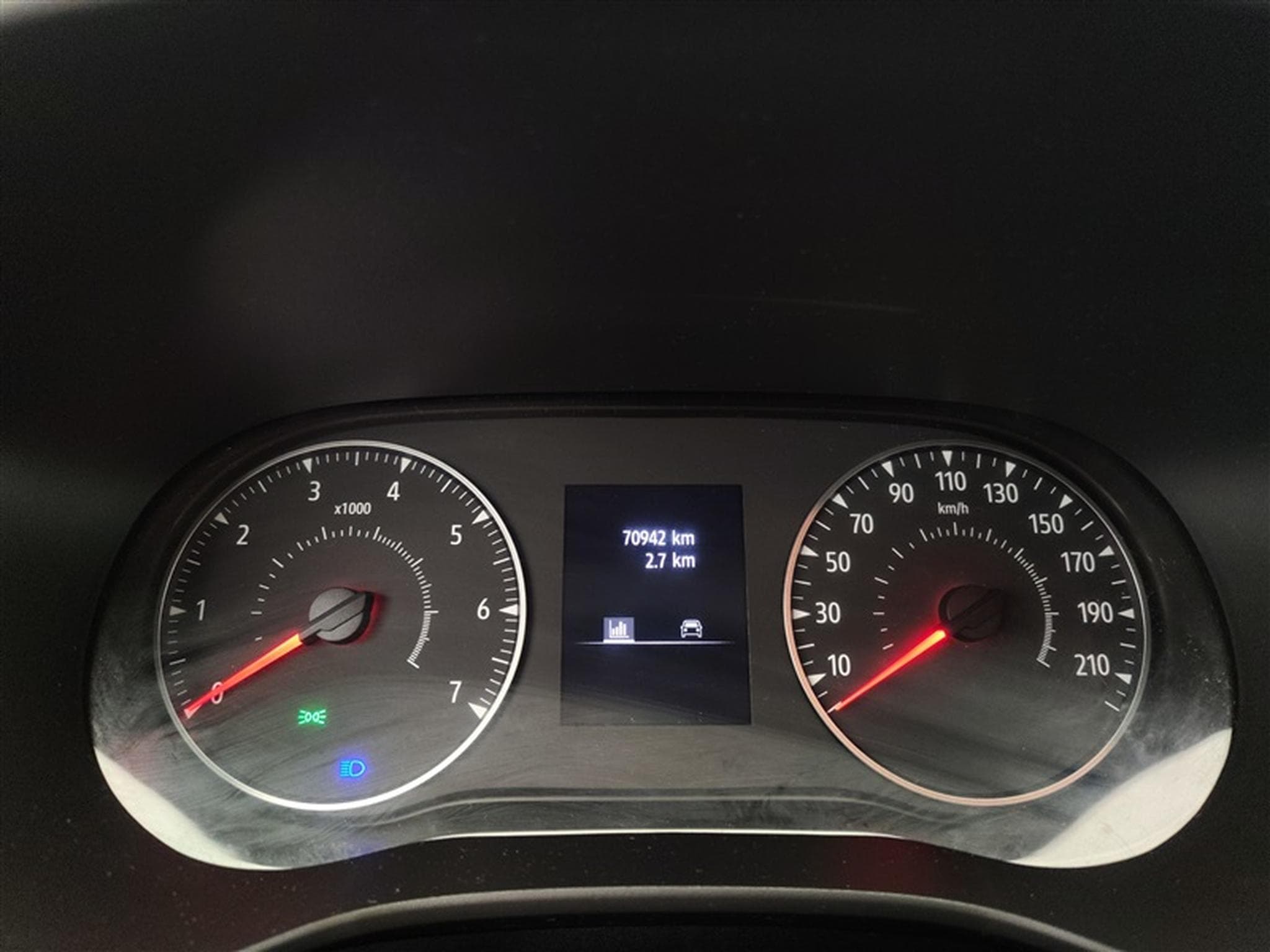 Dacia Sandero 1.0 TCe Expression CVT (2024) - Foto 10