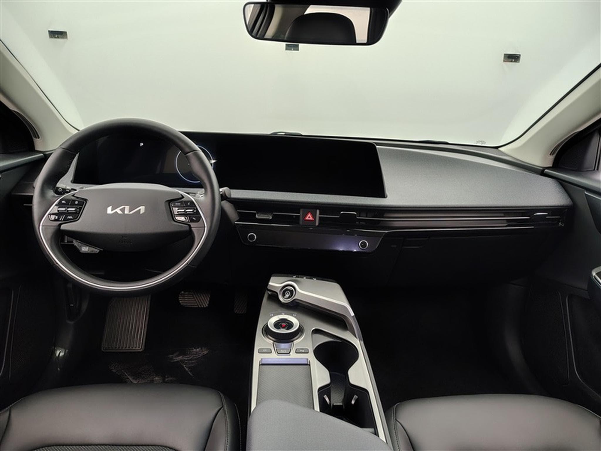 Kia EV6 58.0 kWh RWD Air Navi / Led / PDC+Caméra (2023) - Foto 8