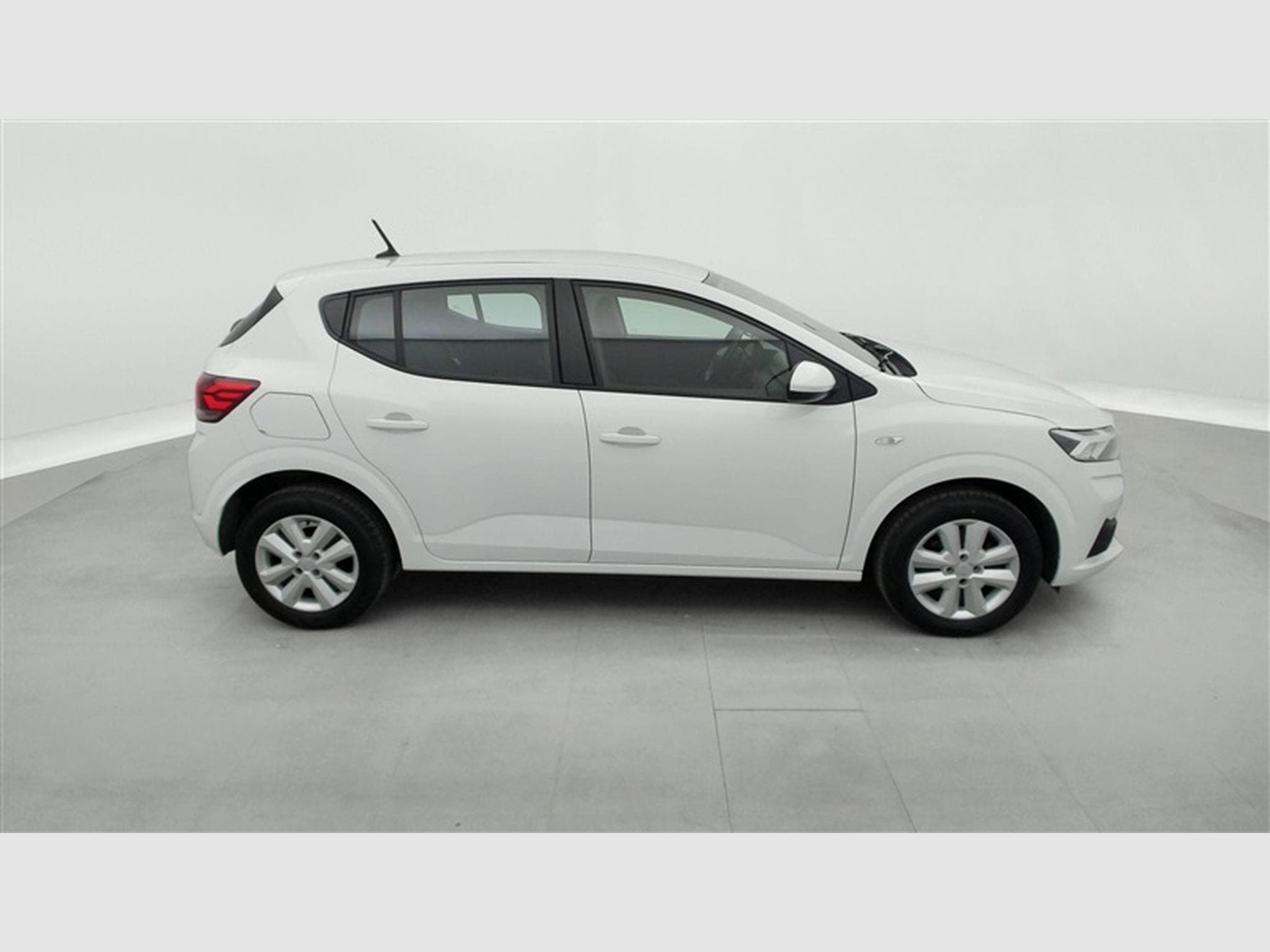 Dacia Sandero 1.0 TCe Expression CVT (2024) - Foto 22