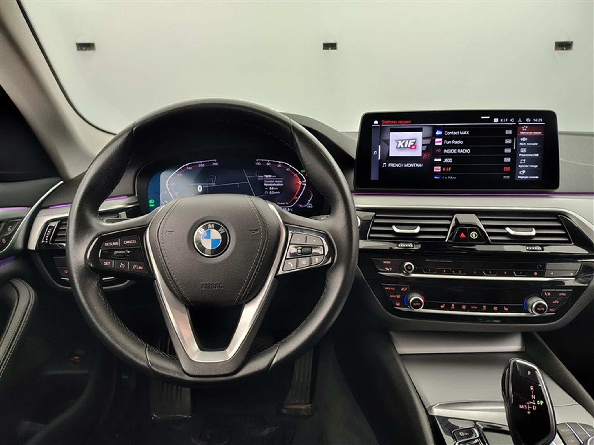 BMW 518 Touring 518 dA MHEV NAVI / CUIR SPORT / FULL LED (2023) - Foto 9