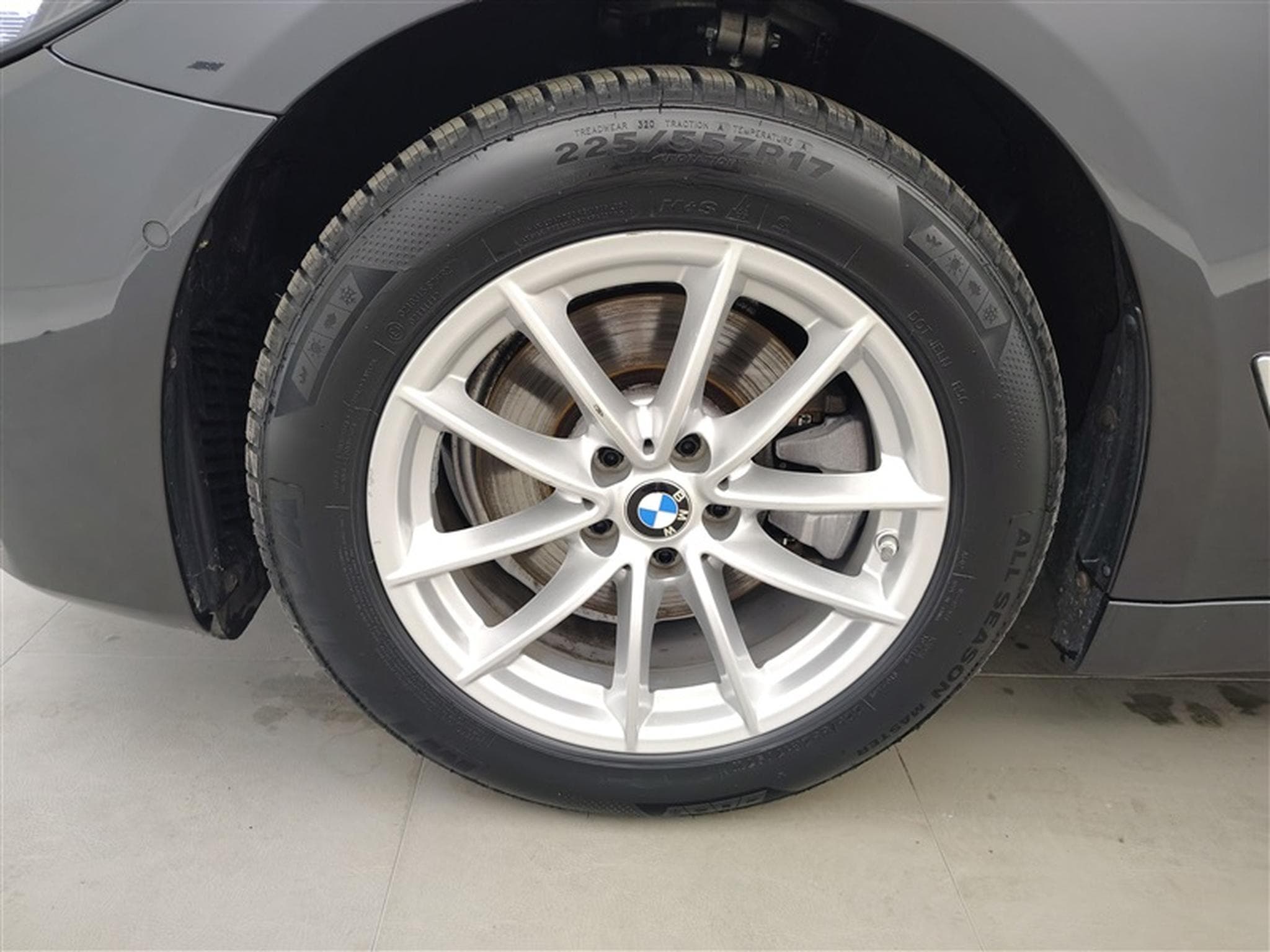 BMW 518 Touring 518 dA MHEV NAVI / CUIR SPORT / FULL LED (2023) - Foto 6