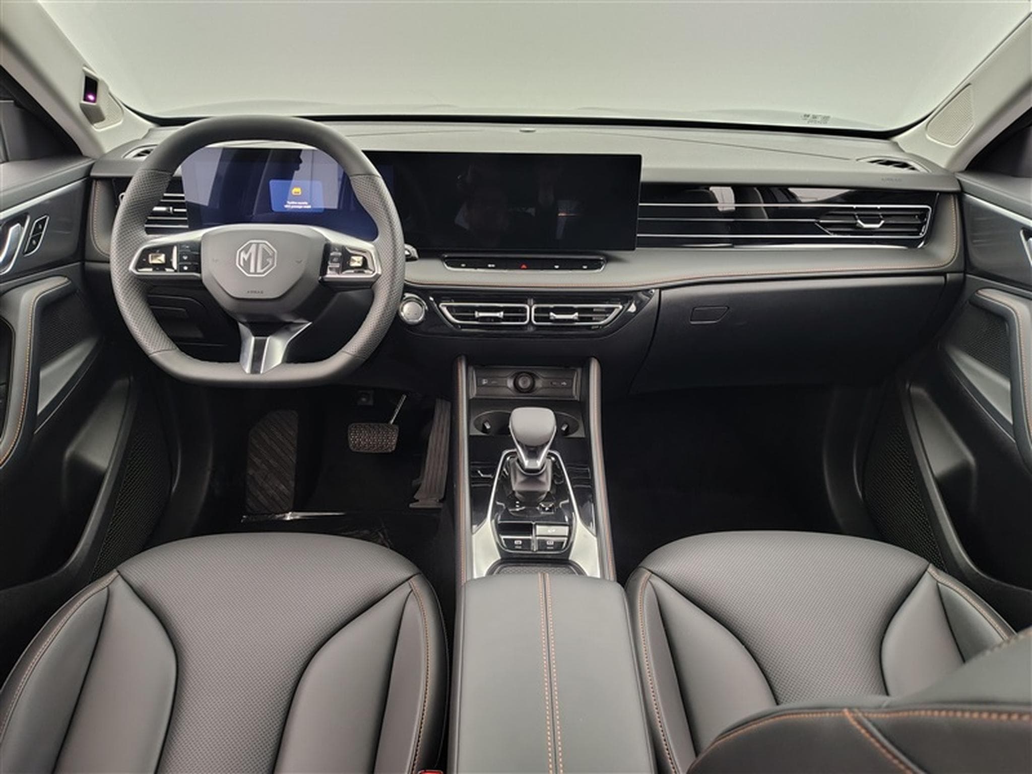 MG HS 1.5 Hybrid+ Luxury CUIR / NAVI / CAMERA360° / CARPLAY (2026) - Foto 8