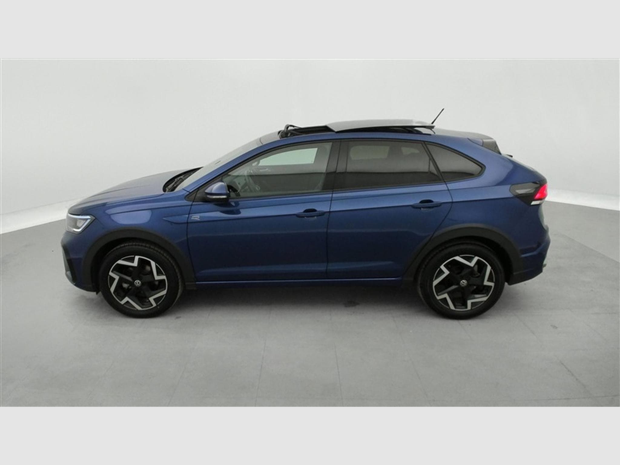 VW Taigo 1.0 TSI 115Cv R-Line CARPLAY / TO PANO / FULL LED (2025) - Foto 3