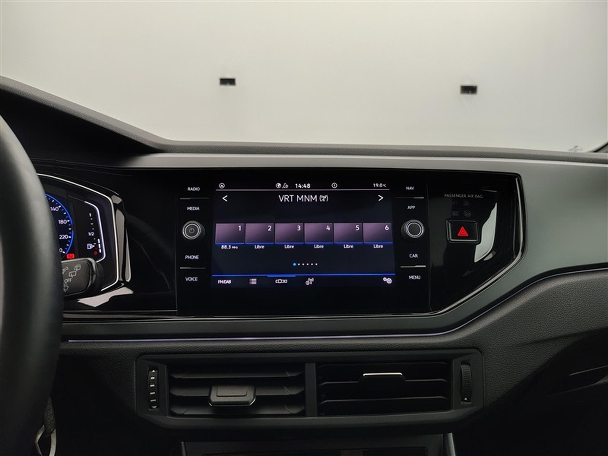 VW Taigo 1.0 TSI 115Cv R-Line CARPLAY / TO PANO / FULL LED (2025) - Foto 11