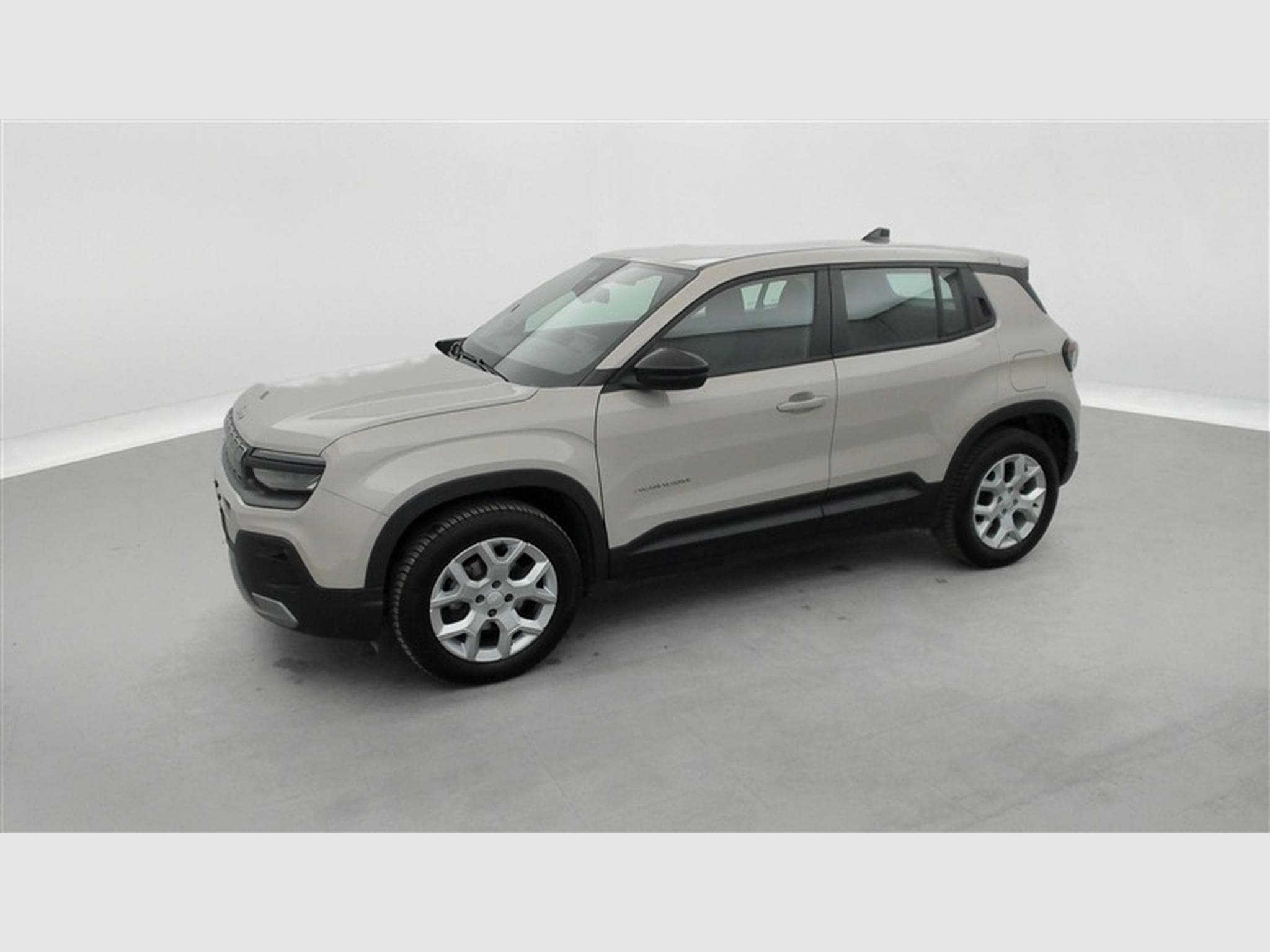 Jeep Avenger 1.2 Turbo 100cv Altitude NAVI / S-CUIR / FULL LED / CARPLAY (2025) - Foto 21
