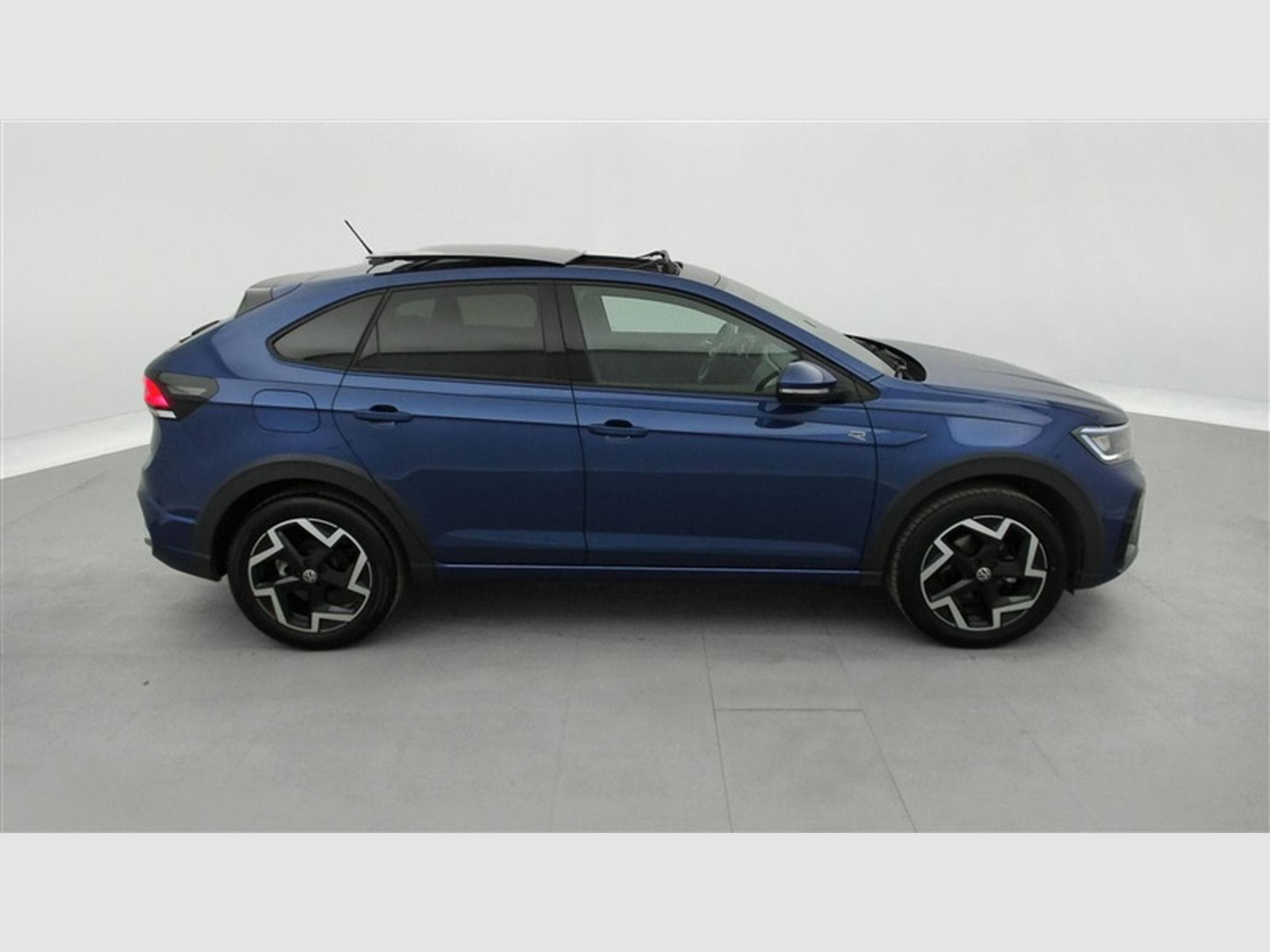 VW Taigo 1.0 TSI 115Cv R-Line CARPLAY / TO PANO / FULL LED (2025) - Foto 25