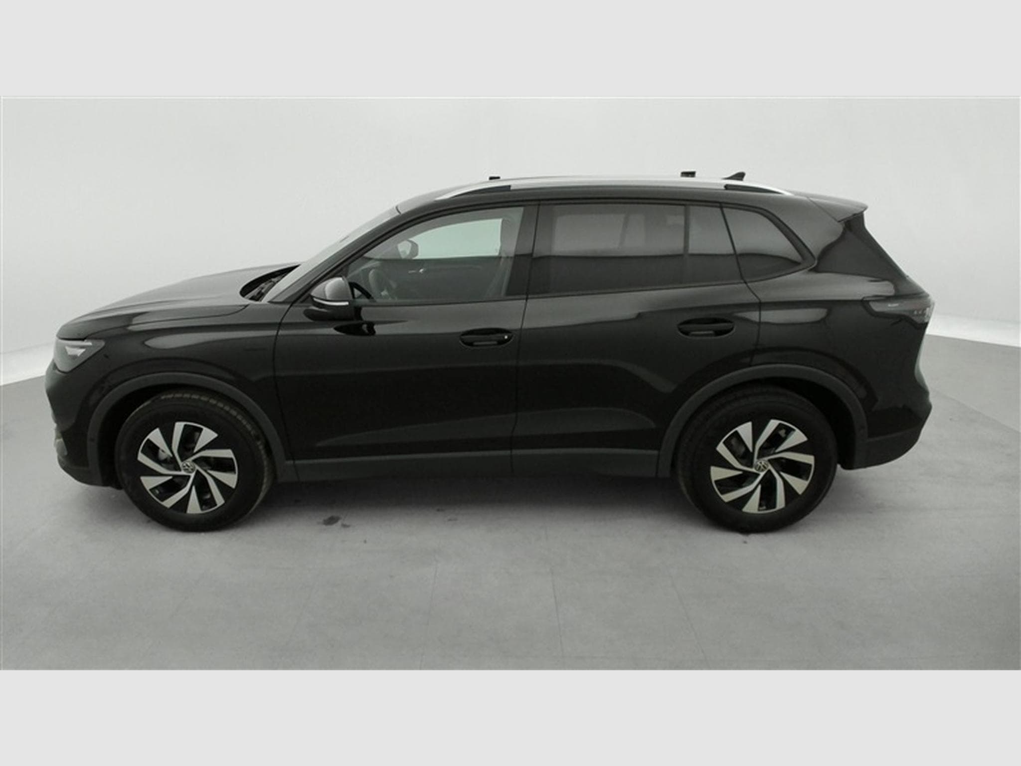VW Tiguan 1.5 TSI 130cv DSG United CARPLAY / FULL LED / CAMERA 360° (2026) - Photo 3