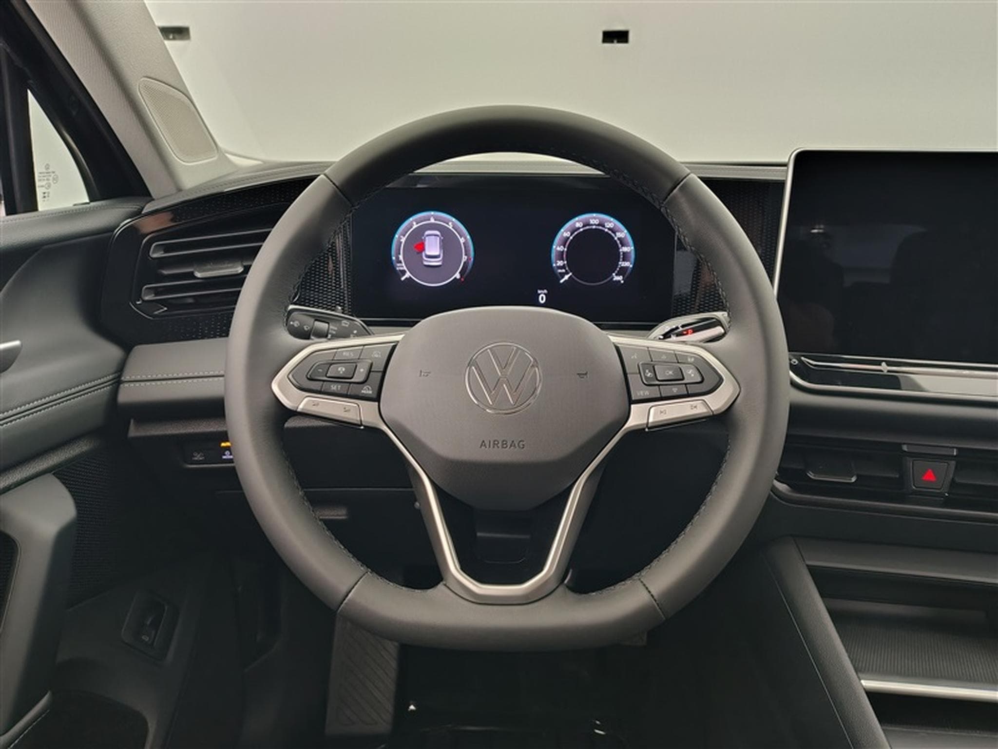 VW Tiguan 1.5 TSI 130cv DSG United CARPLAY / FULL LED / CAMERA 360° (2026) - Photo 9