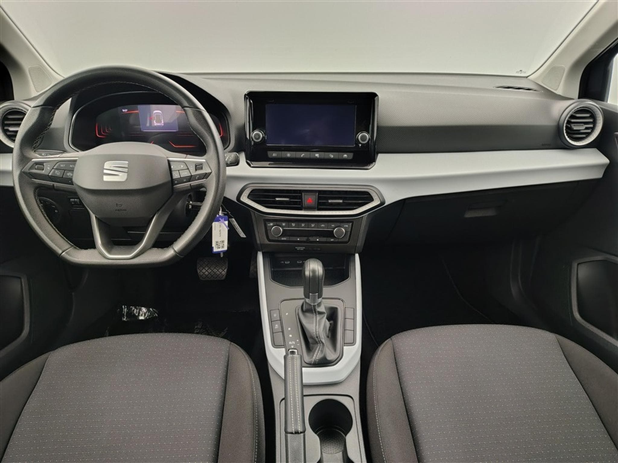 Seat Arona 1.0 TSI Move! Full Link DSG (2023) - Photo 8