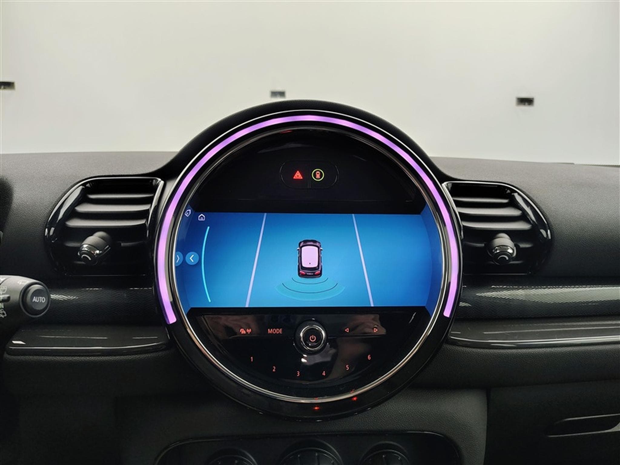 MINI One Navi / Led / PDC (2022) - Photo 18
