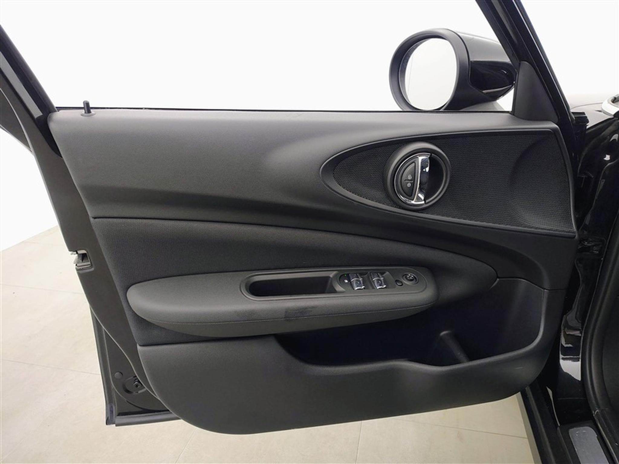 MINI One Navi / Led / PDC (2022) - Photo 17