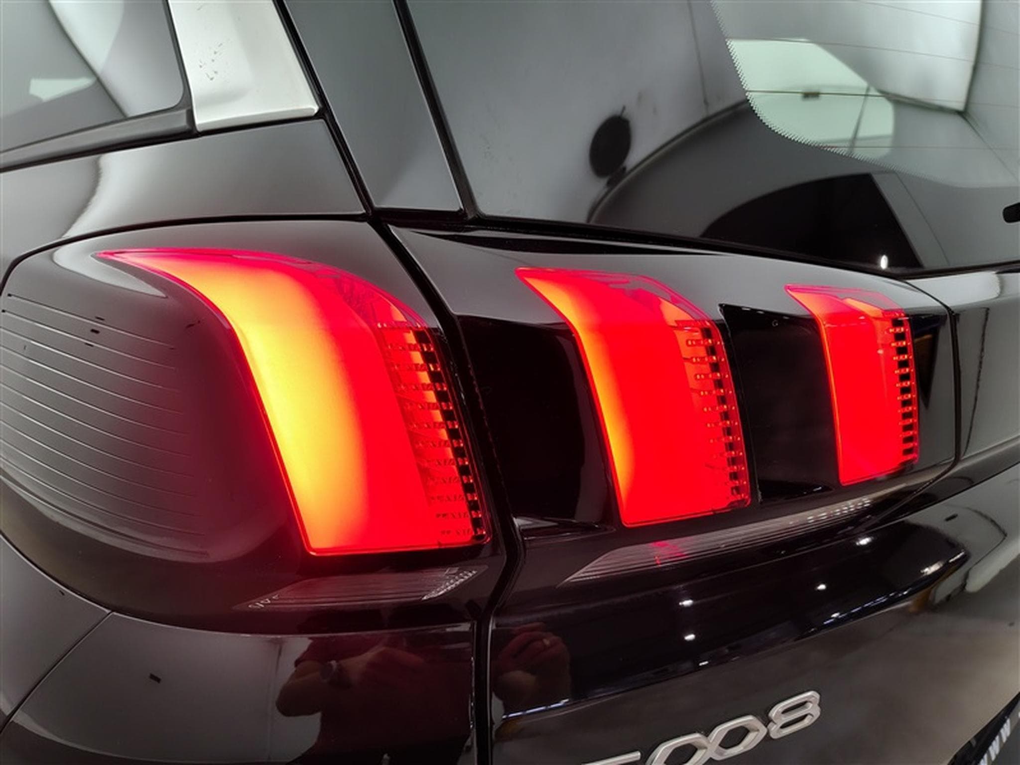 Peugeot 5008 1.2 PureTech 130Cv EAT8 Active Pack  7PL / NAVI / CAMERA (2023) - Photo 16