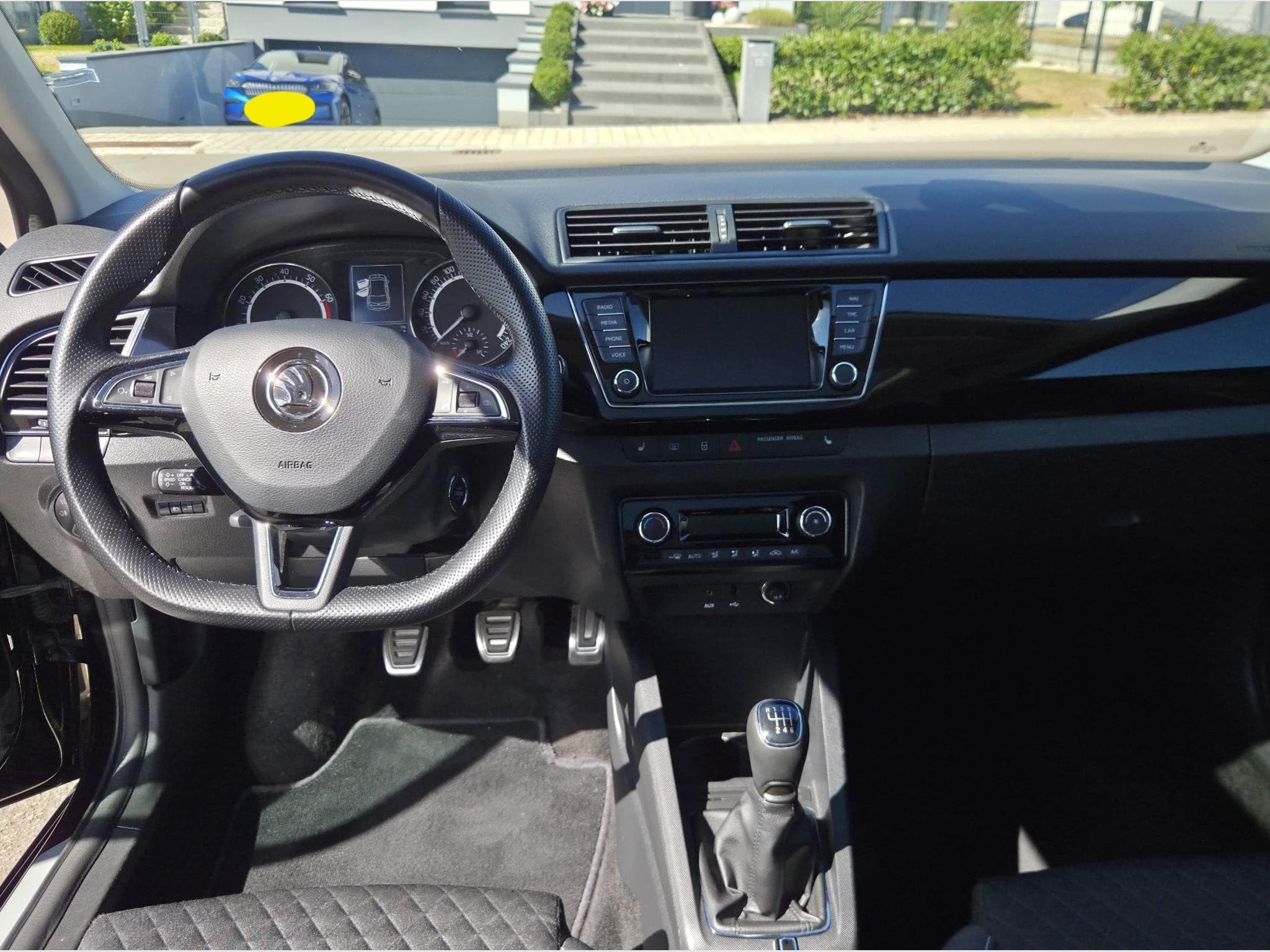 Skoda Fabia Monte Carlo Black Edition (2018) - Photo 4