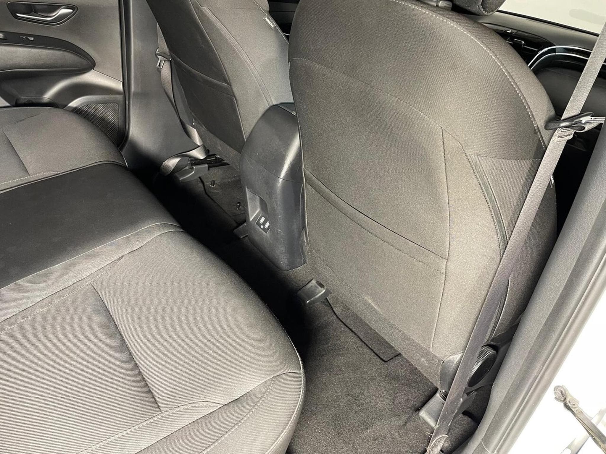 Hyundai Tucson 1.6 CRDI 136 HYBRID 48 V DCT 7 BUSINESS (2021) - Photo 11