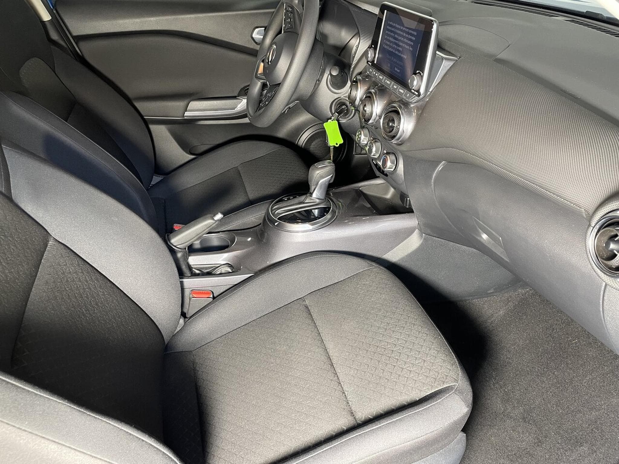 Nissan Juke 1.0 DIG-T 114 AUTO ACENTA CARPLAY (2022) - Photo 11