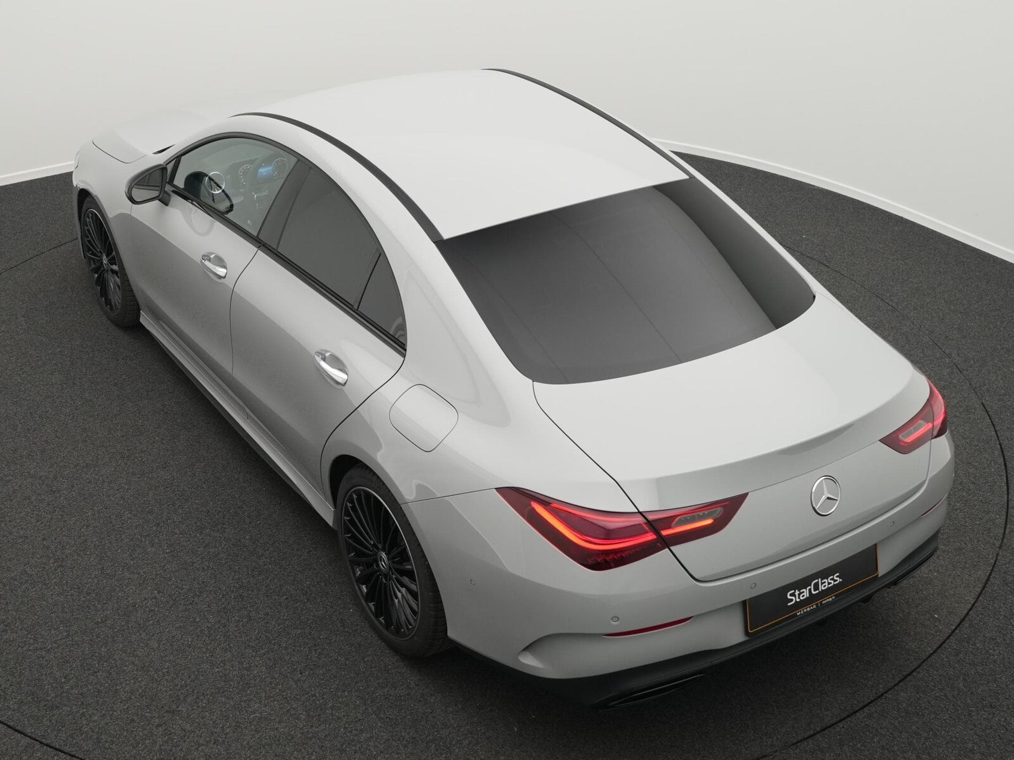 Mercedes CLA 200 d AMG-Line Cpe Multi+Kamera+Night+19" (2025) - Foto 13