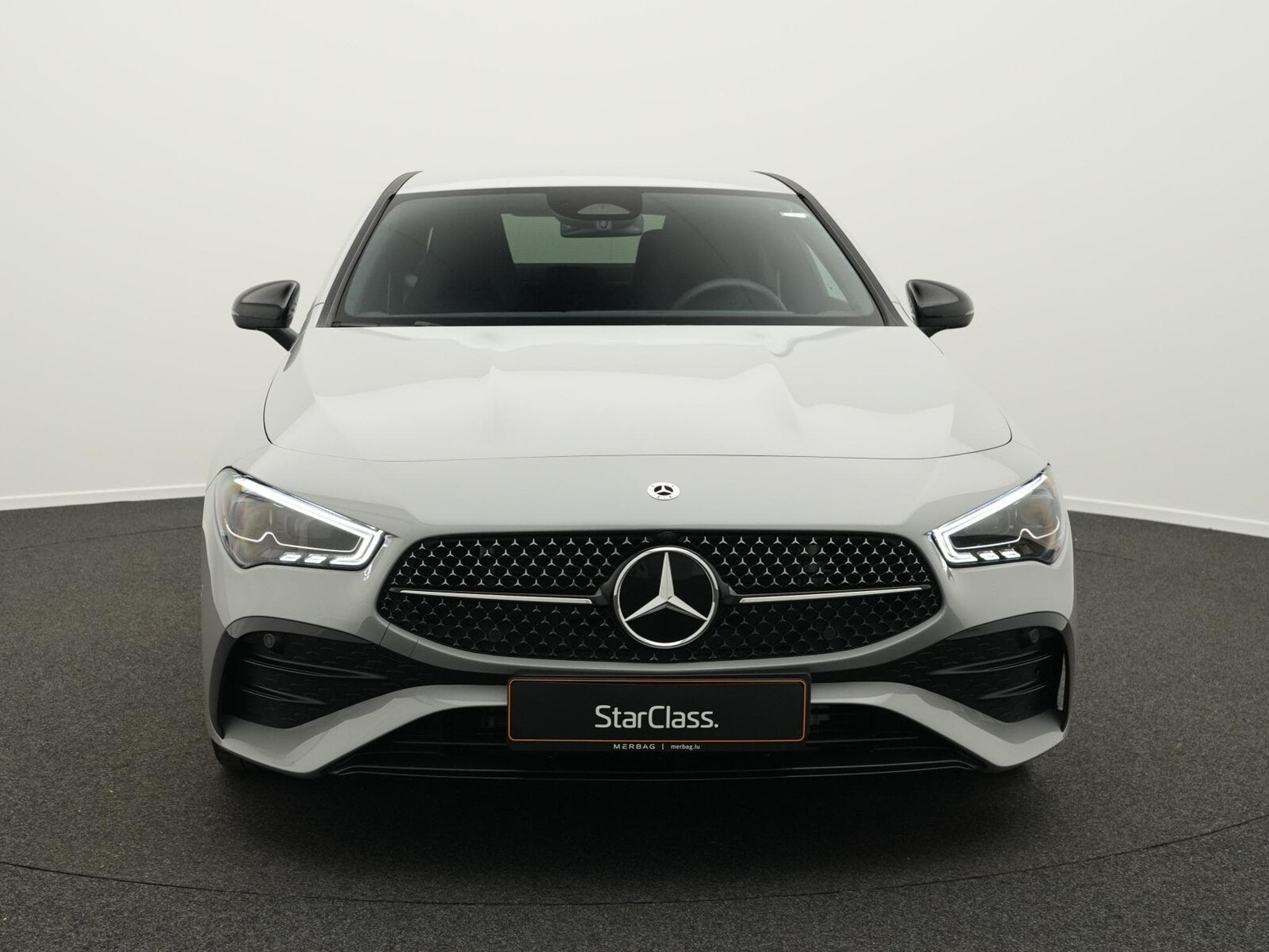 Mercedes CLA 200 d AMG-Line Cpe Multi+Kamera+Night+19" (2025) - Photo 2