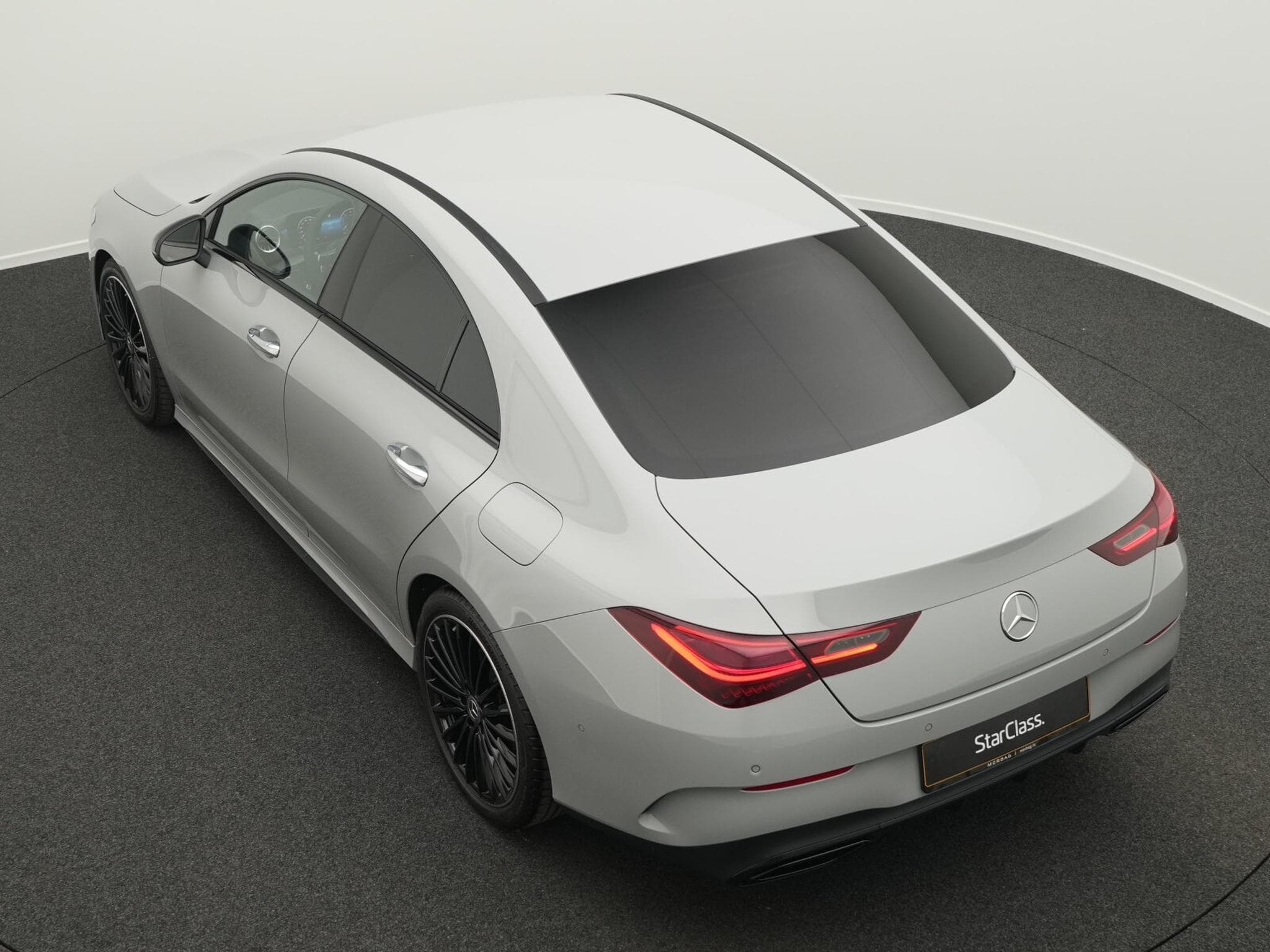 Mercedes CLA 200 d AMG-Line Cpe Multi+Kamera+Night+19" (2025) - Photo 13
