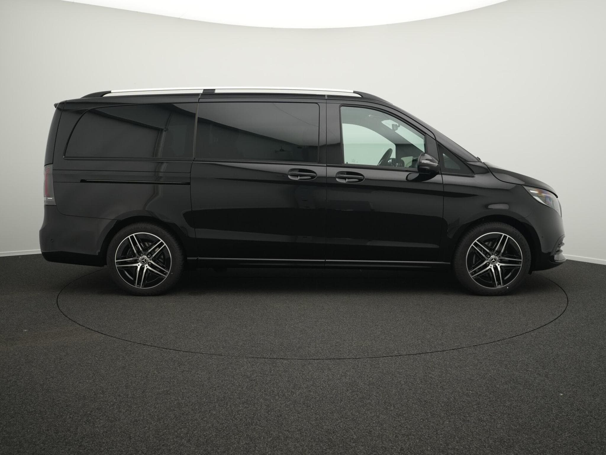 Mercedes V d 4MATIC EXCLUSIVE Lang (2026) - Photo 5