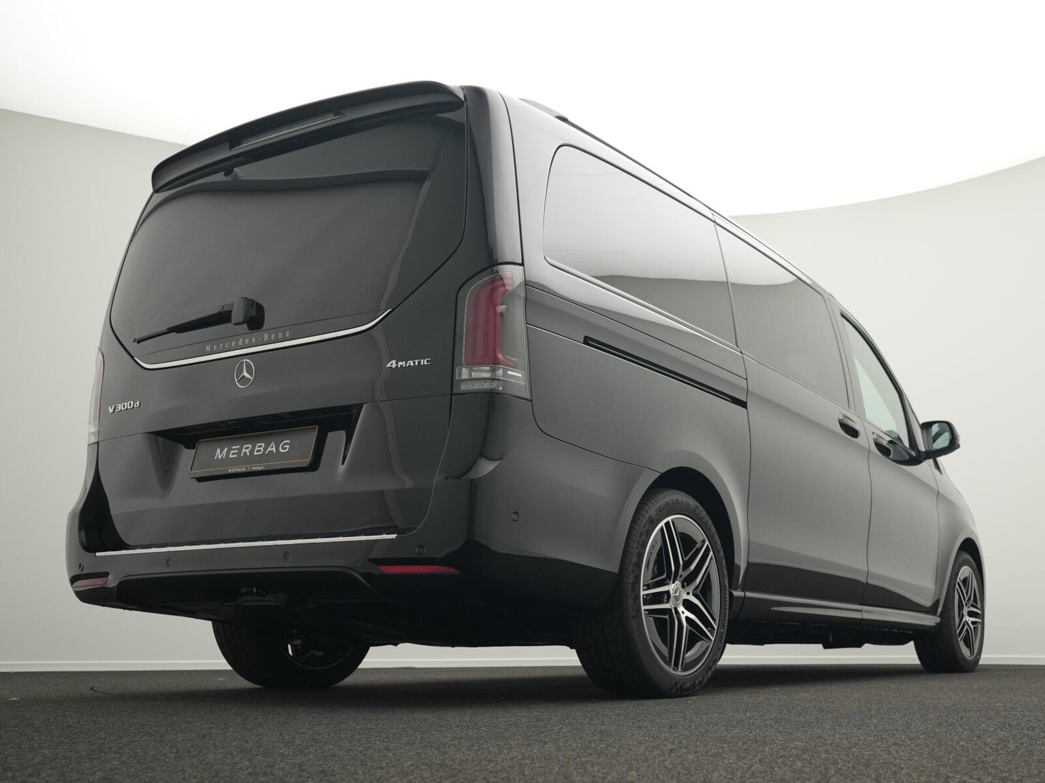 Mercedes V d 4MATIC EXCLUSIVE Lang (2026) - Photo 9