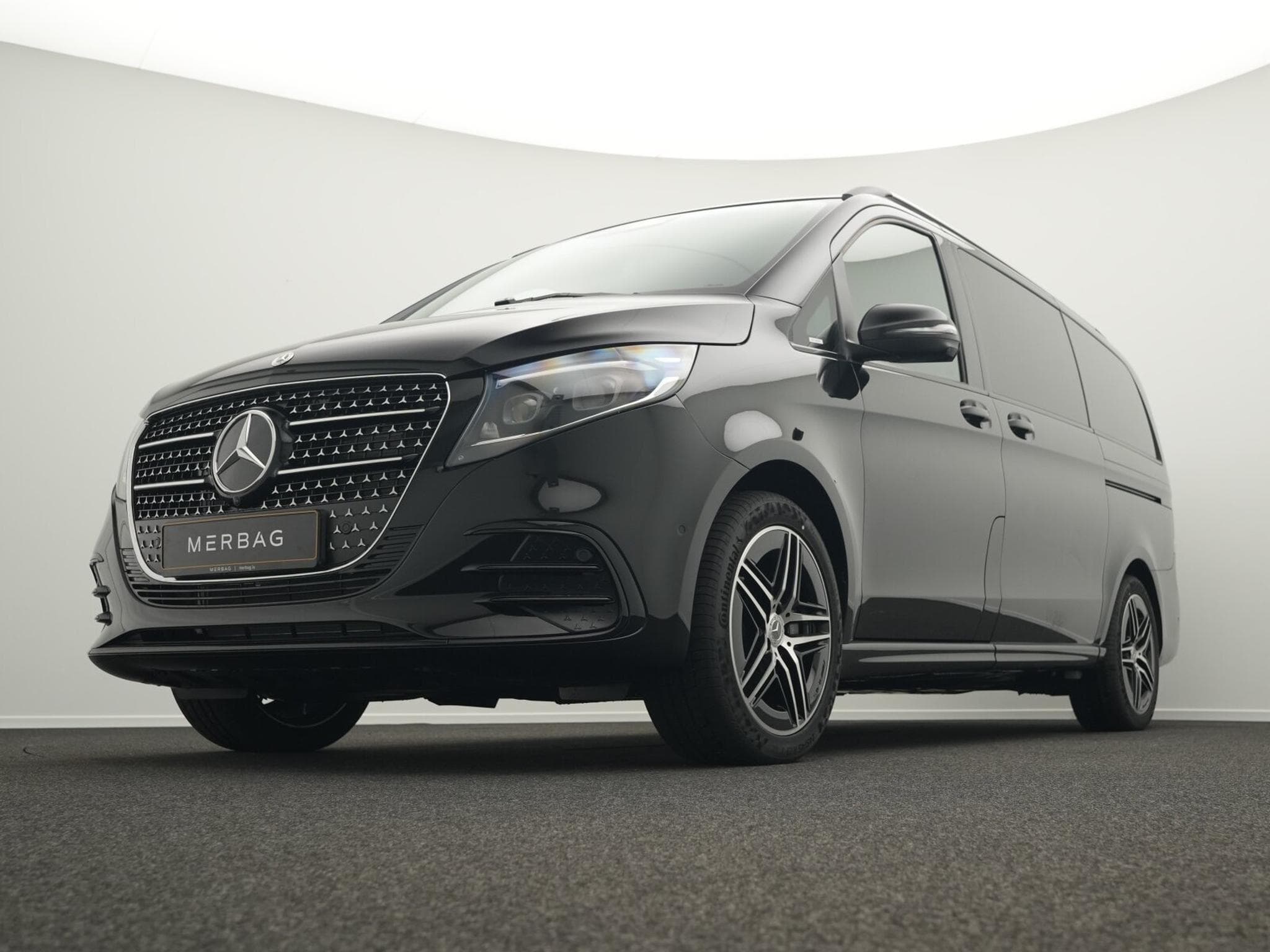 Mercedes V d 4MATIC EXCLUSIVE Lang (2026) - Photo 8