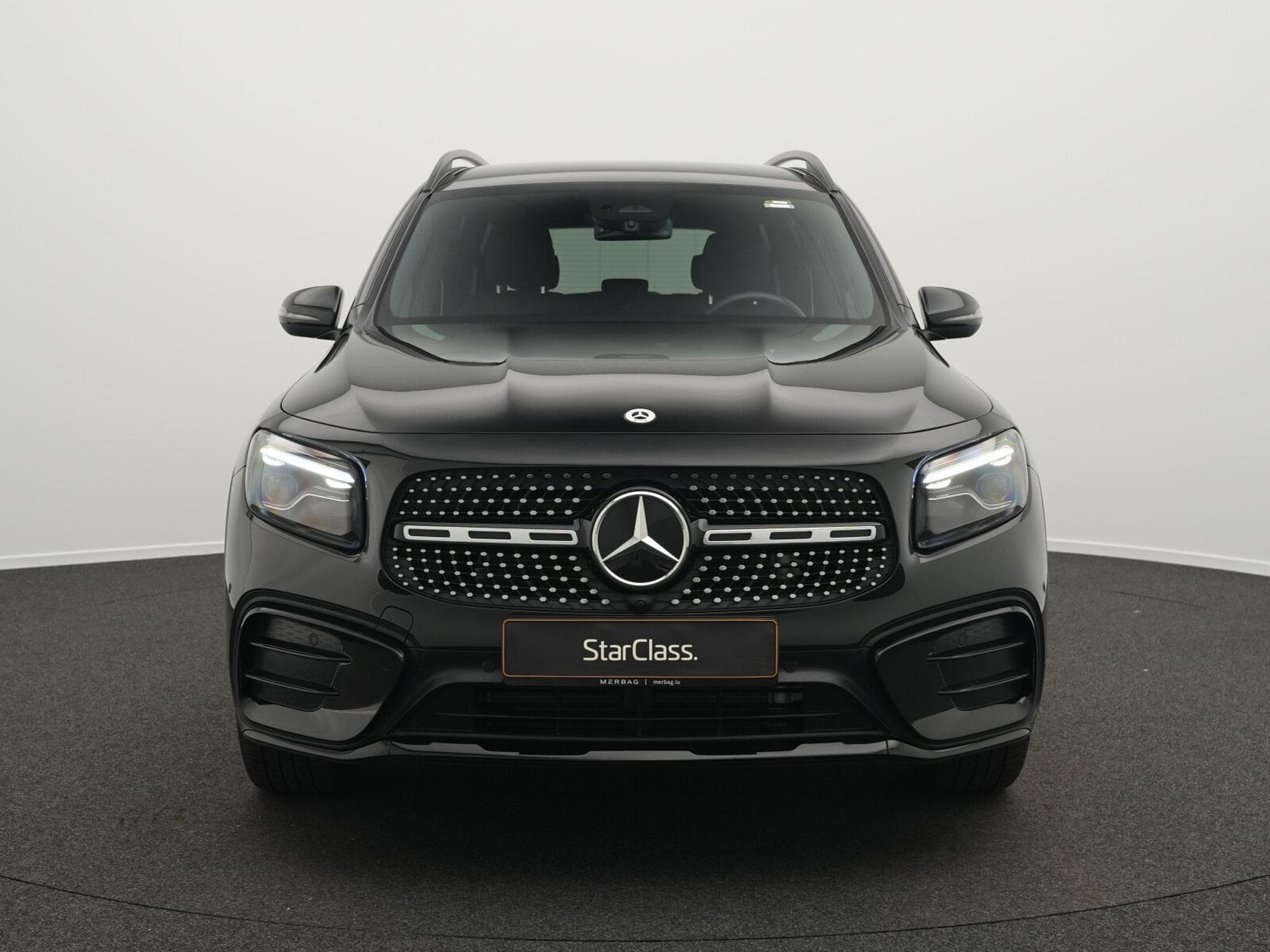 Mercedes GLB 200 d AMG-Line Multi+AHK+Kamera+Night (2025) - Photo 2