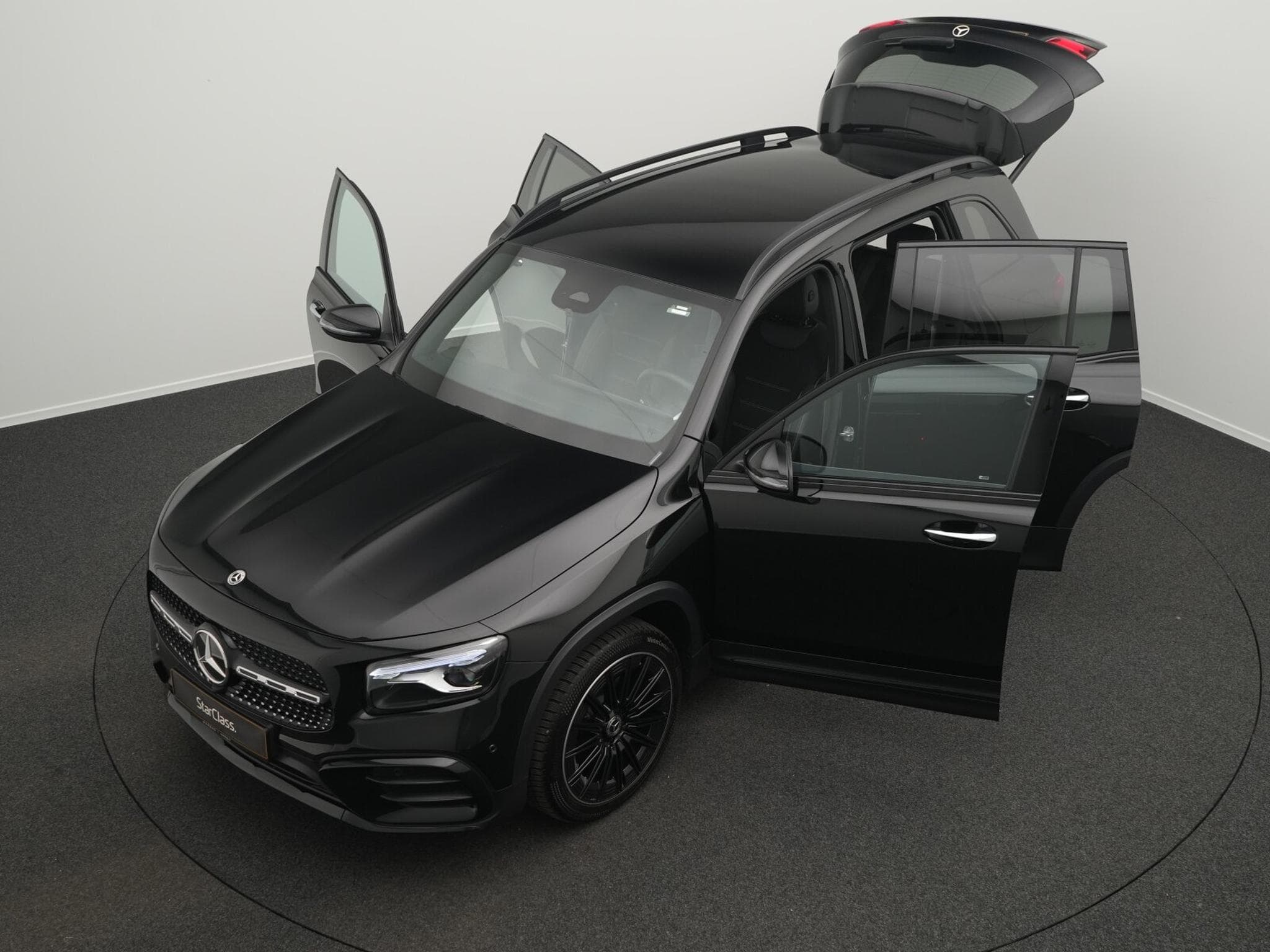 Mercedes GLB 200 d AMG-Line Multi+AHK+Kamera+Night (2025) - Photo 14