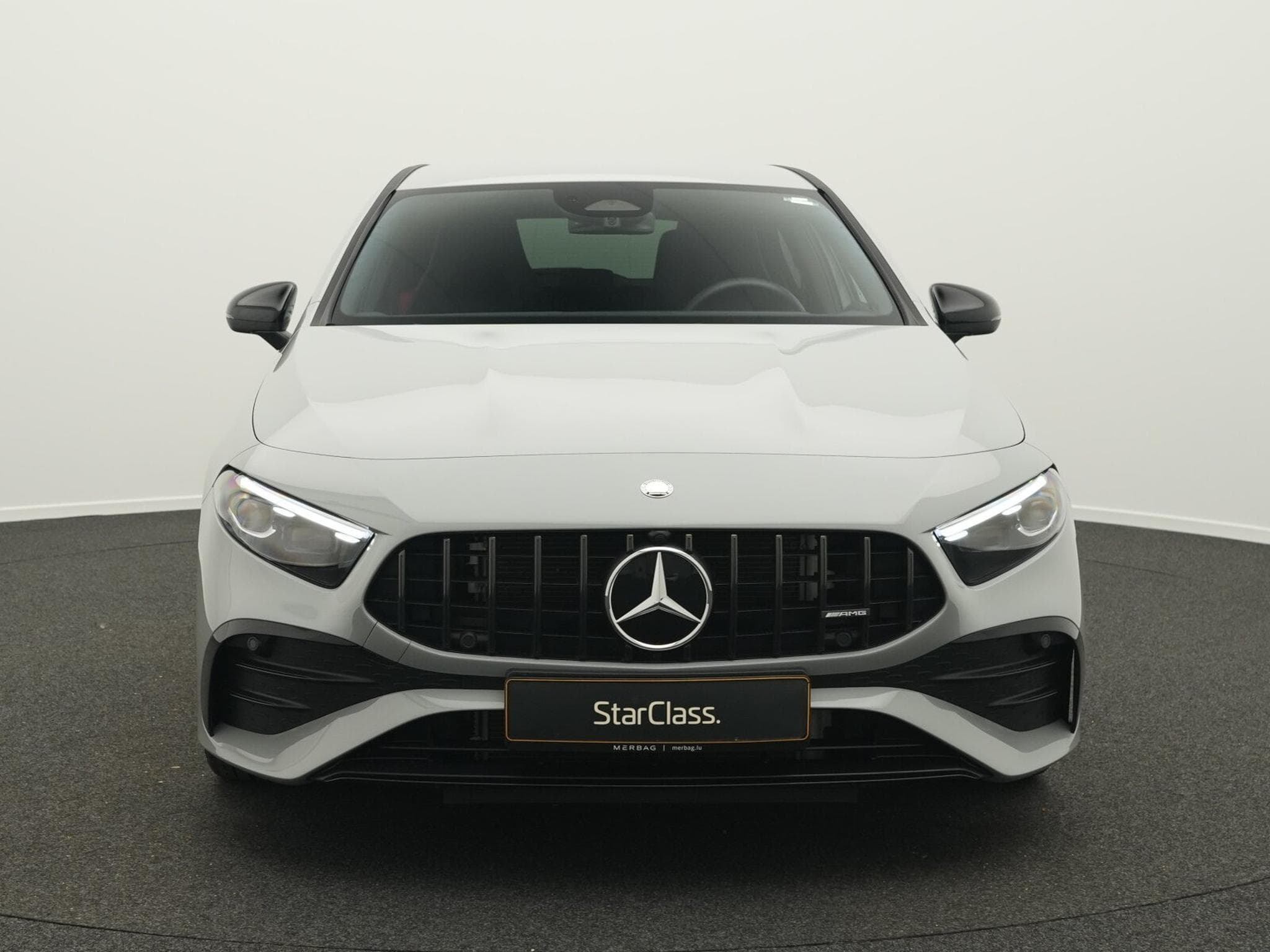 Mercedes A 35 AMG 4M Multi+Night+Kamera+19" (2025) - Photo 2