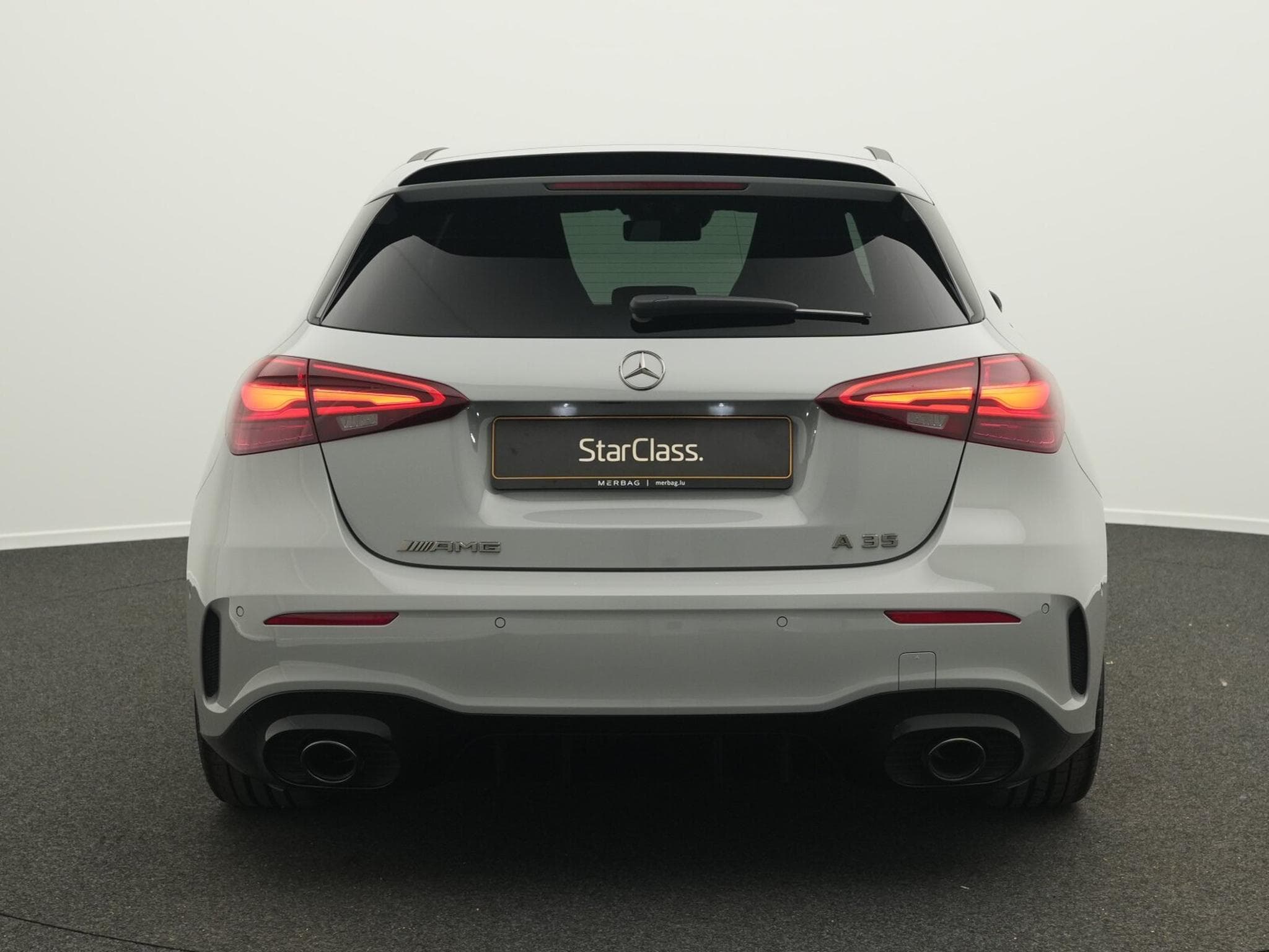 Mercedes A 35 AMG 4M Multi+Night+Kamera+19" (2025) - Photo 4