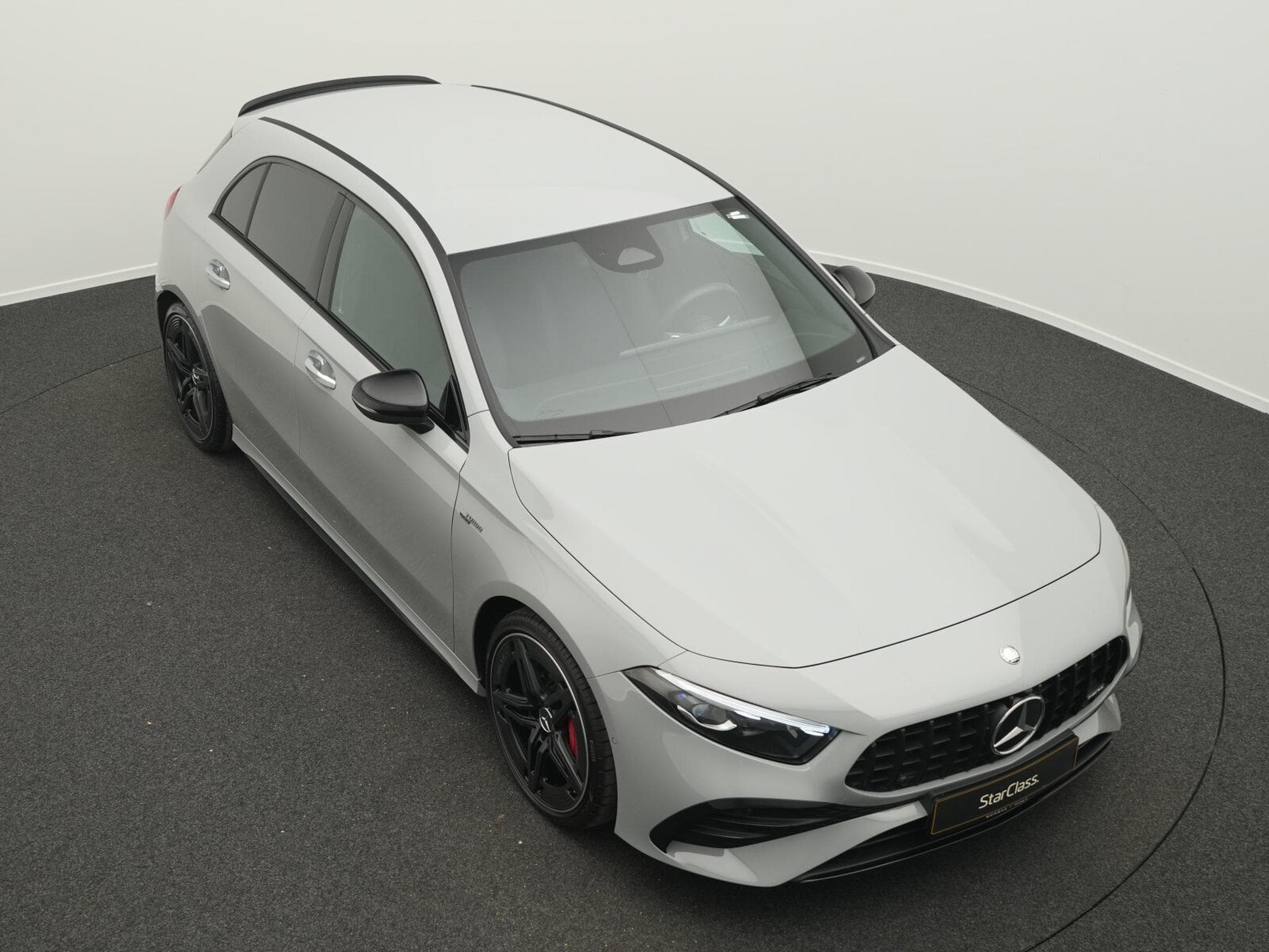 Mercedes A 35 AMG 4M Multi+Night+Kamera+19" (2025) - Photo 12