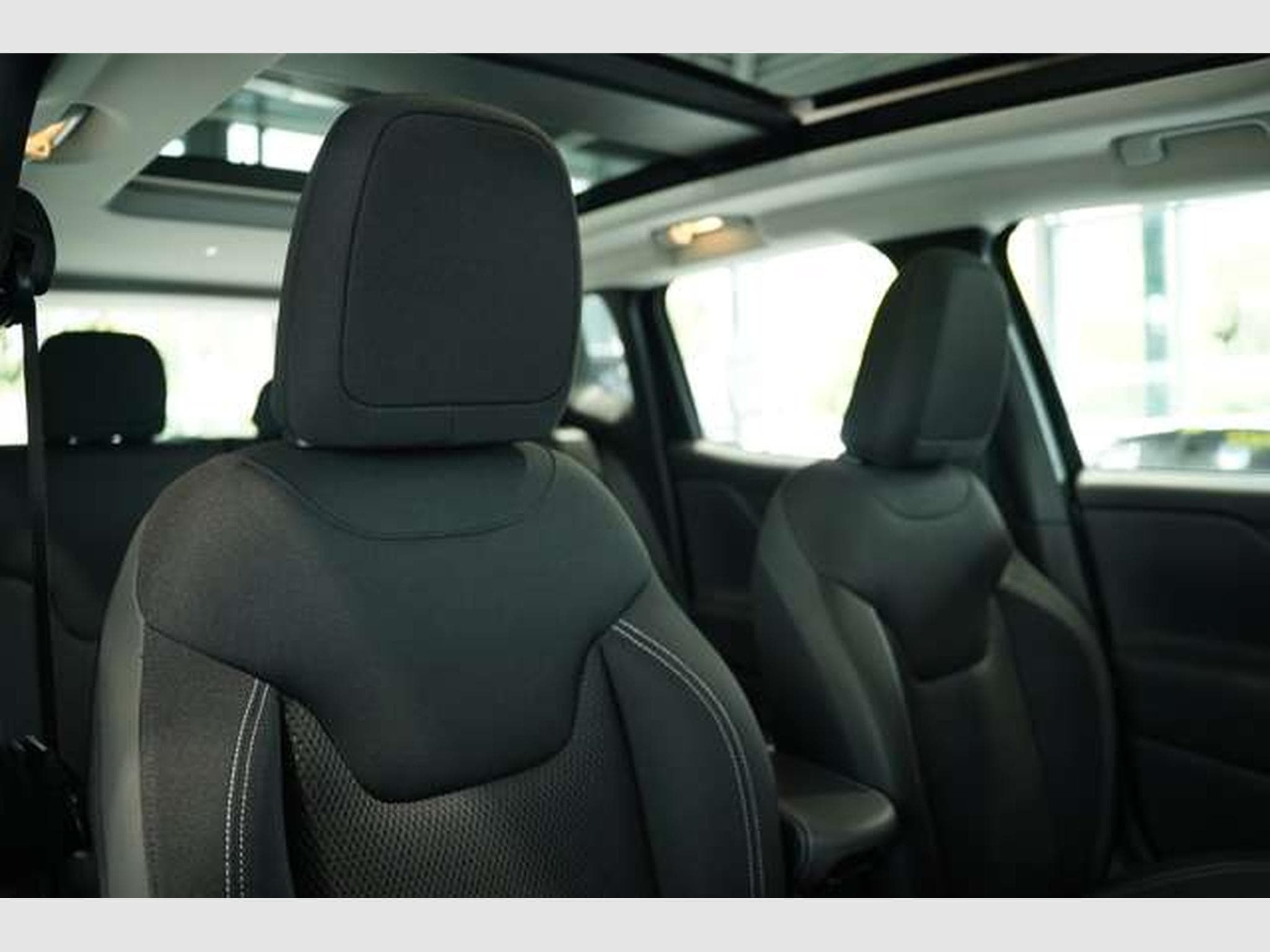 Jeep Renegade Longitude Mild-Hybrid FWD 2.H *Garantie (2025) - Foto 17