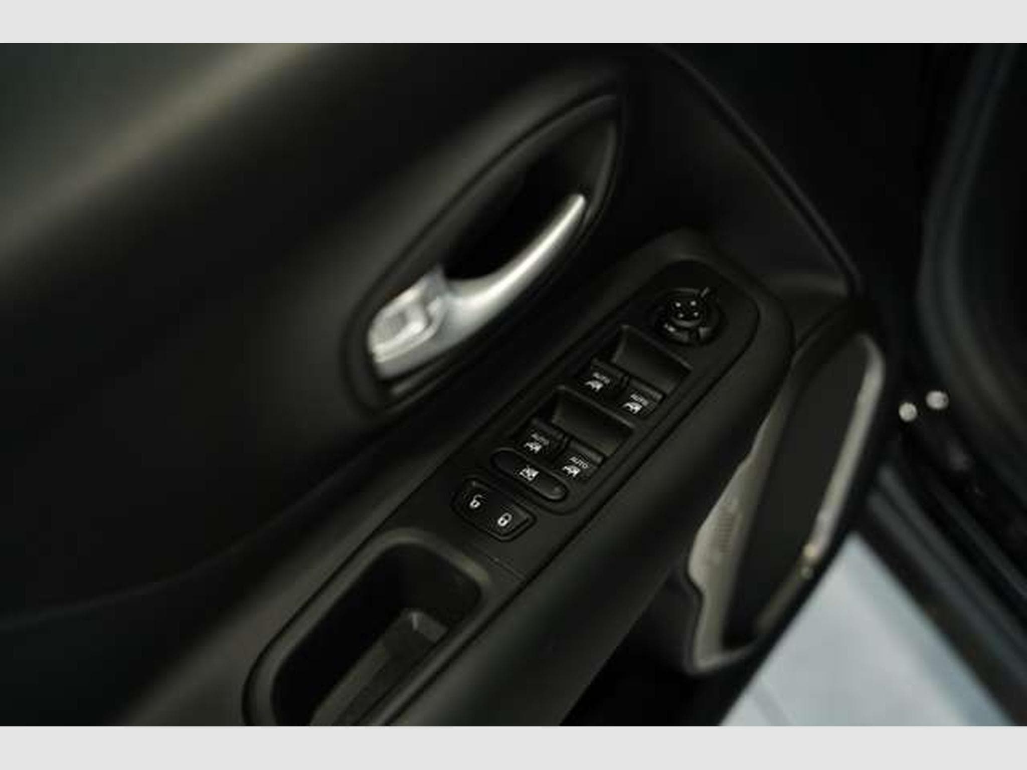 Jeep Renegade Longitude Mild-Hybrid FWD 2.H *Garantie (2025) - Foto 23