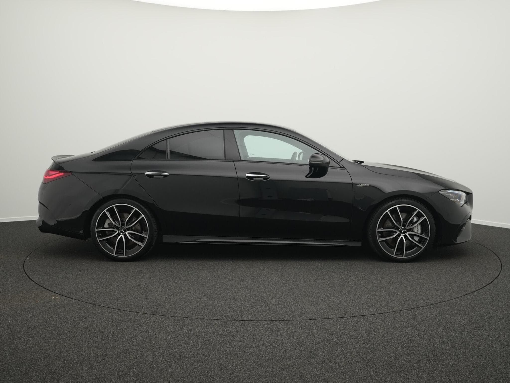 Mercedes CLA 35 AMG Mercedes-AMG CLA 35 4MATIC Coupé Multi+Night+Totw+Distr+MBUX (2025) - Photo 5