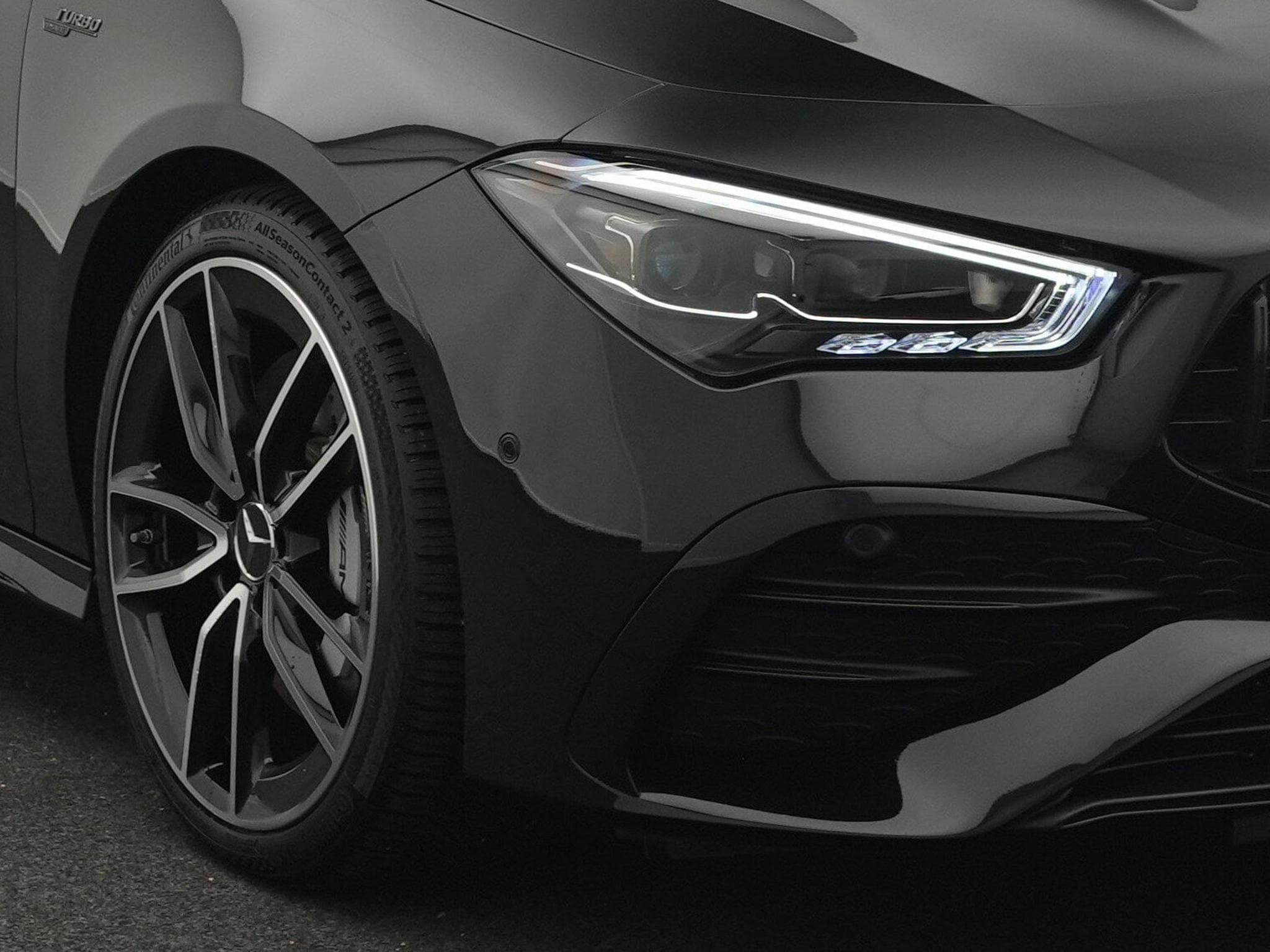 Mercedes CLA 35 AMG Mercedes-AMG CLA 35 4MATIC Coupé Multi+Night+Totw+Distr+MBUX (2025) - Photo 9