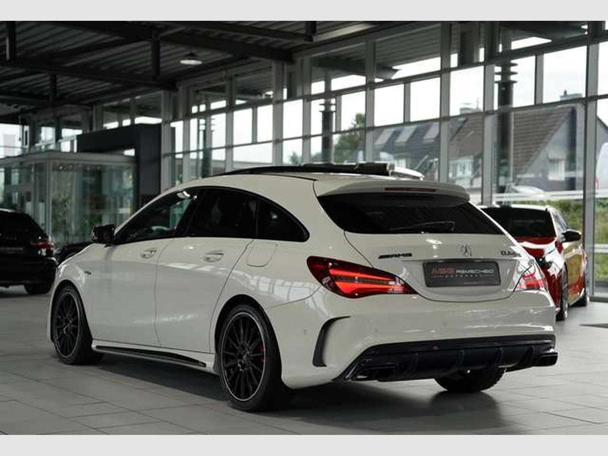 Mercedes CLA 45 AMG Schale *Pano S-Abgas * (2016) - Photo 10