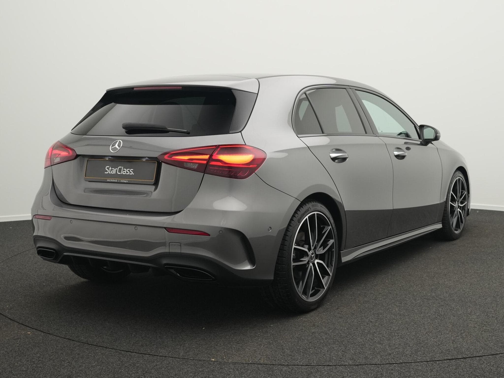 Mercedes A 200 d Multi+Kamera+Night+MBUX (2025) - Photo 3
