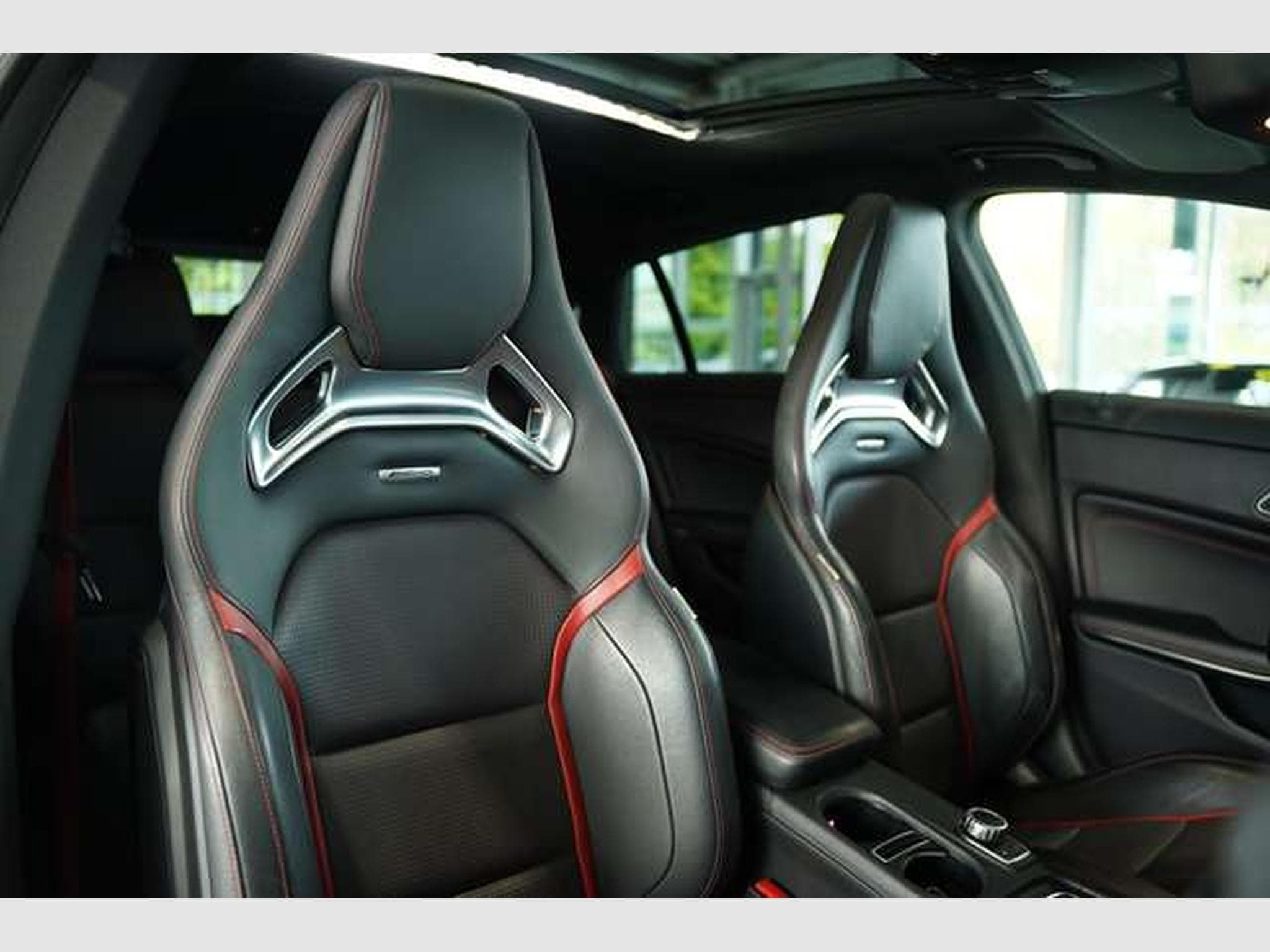 Mercedes CLA 45 AMG Schale *Pano S-Abgas * (2016) - Photo 19