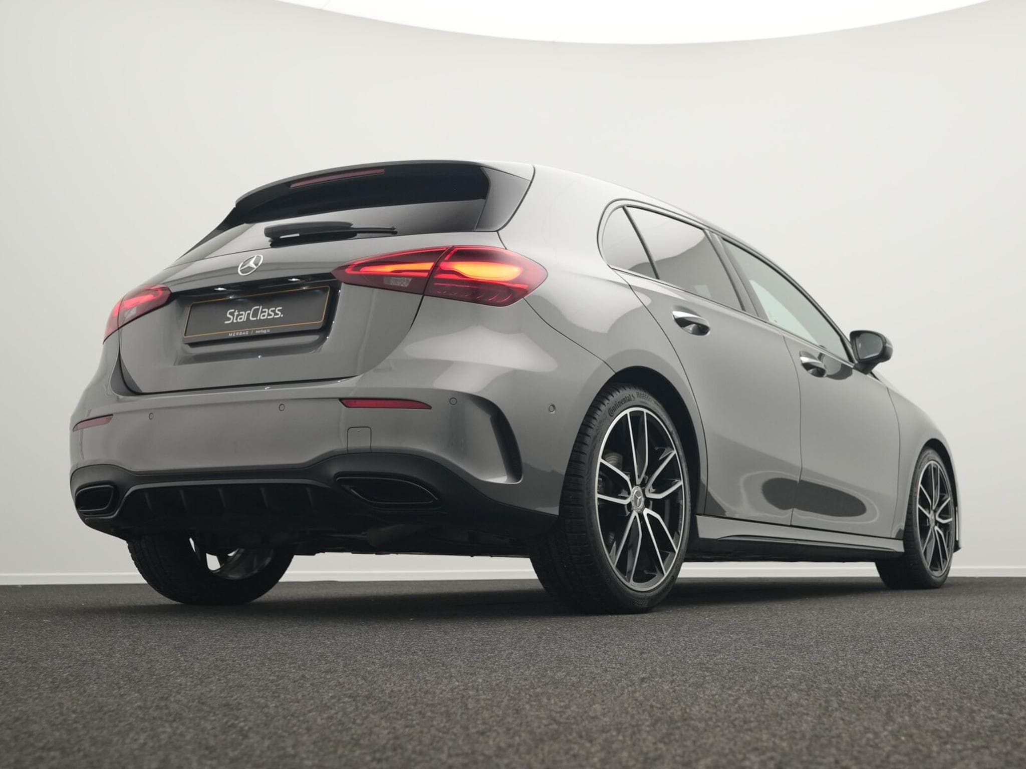 Mercedes A 200 d Multi+Kamera+Night+MBUX (2025) - Photo 11