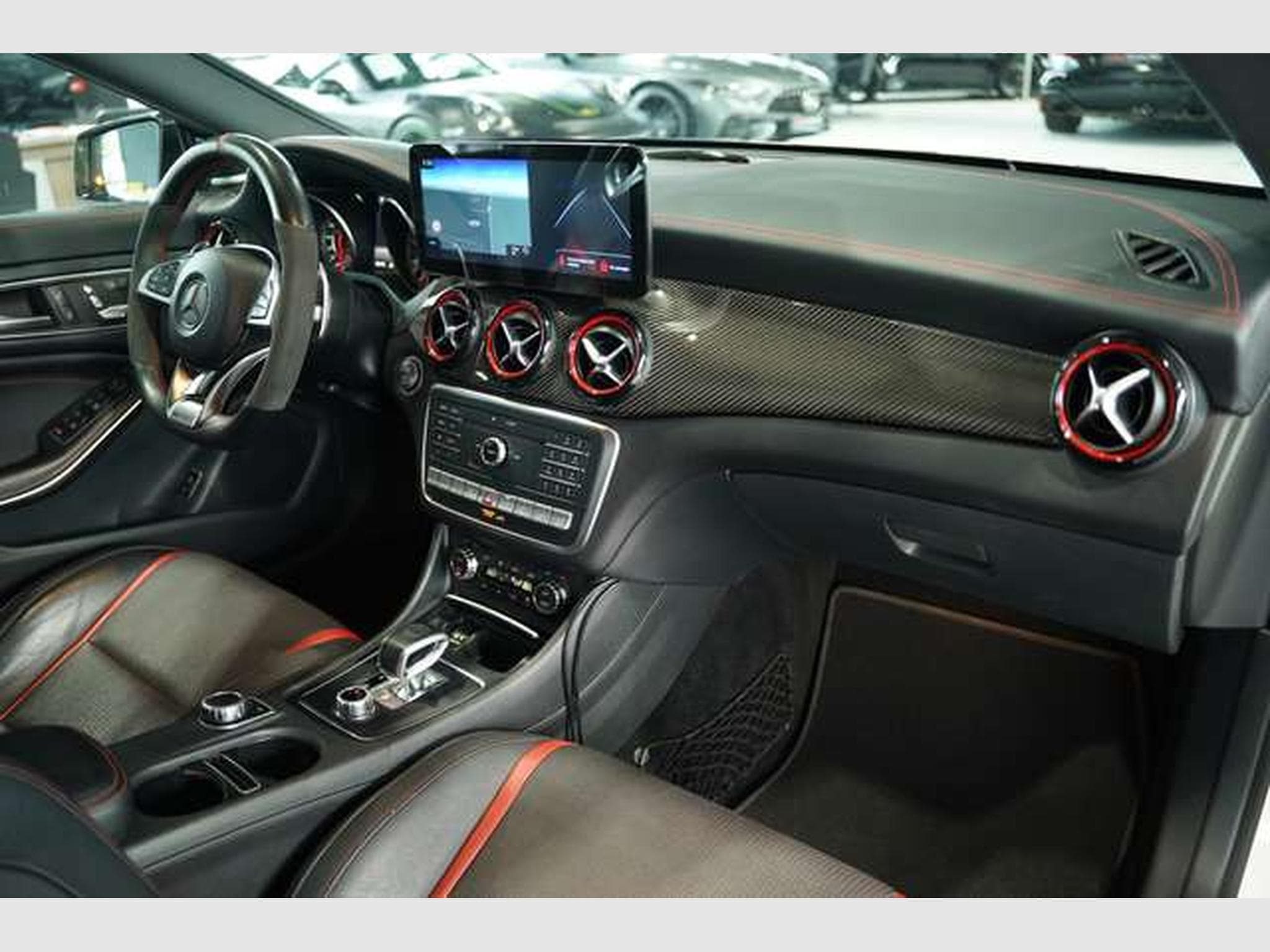 Mercedes CLA 45 AMG Schale *Pano S-Abgas * (2016) - Photo 17